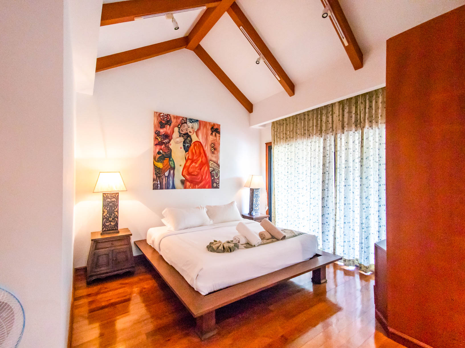 4BEDROOM POOL TOWNHOME IN LAGUNA COVE (SUC-1089) image