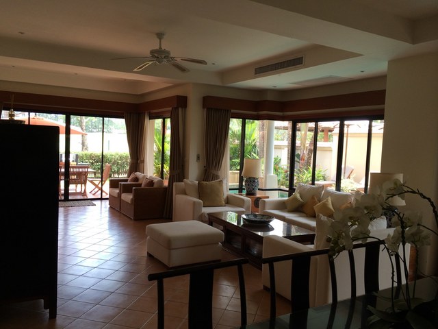 3BEDROOM TOWNHOME IN LAGUNA FAIRWAYS (SUC-1090) image