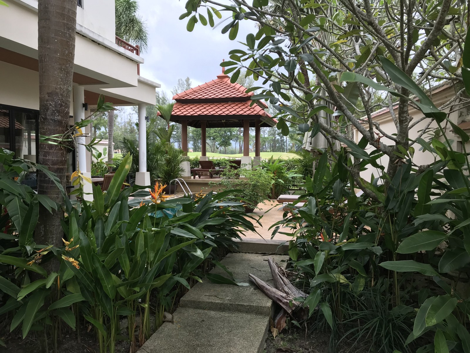 3BEDROOM TOWNHOME IN LAGUNA FAIRWAYS (SUC-1090) image