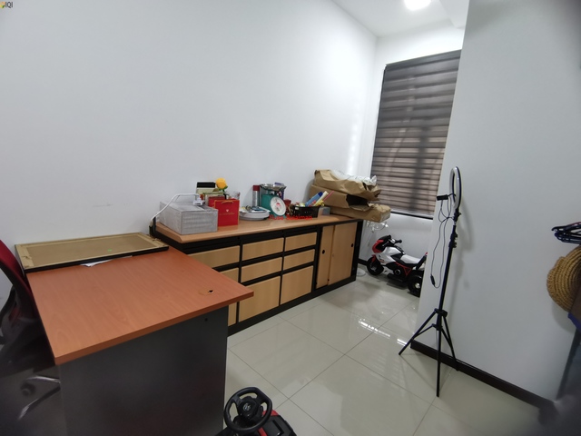 Double Storey Corner House Taman Saujana KLIA Kota Warisan Sepang  image