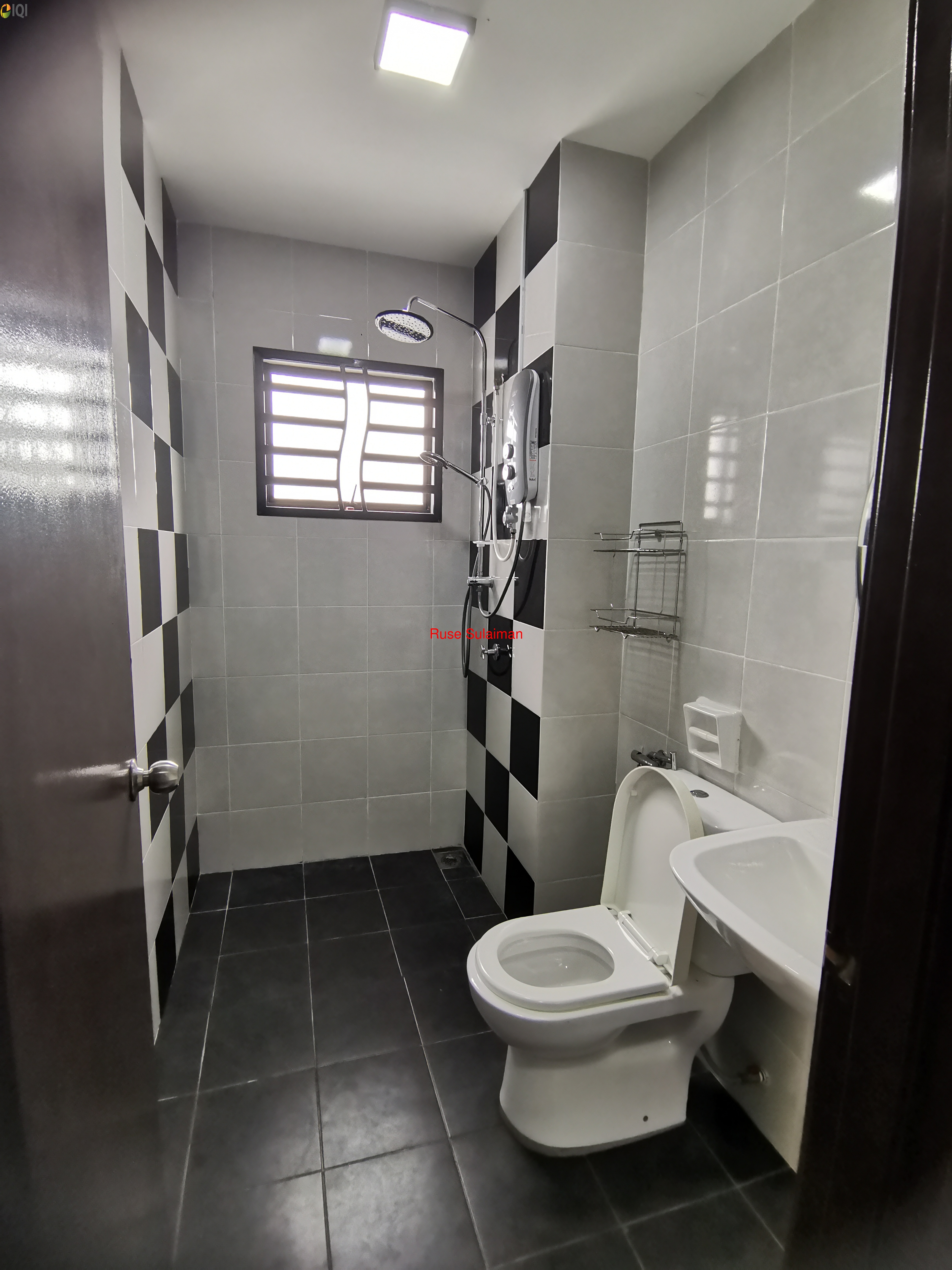 Double Storey Corner House Taman Saujana KLIA Kota Warisan Sepang  image