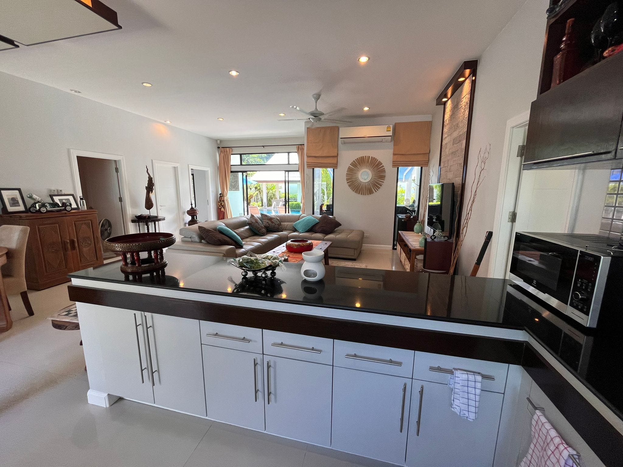 Layan 4 Bedroom Pool Villa (SUC-1094) SOLD image