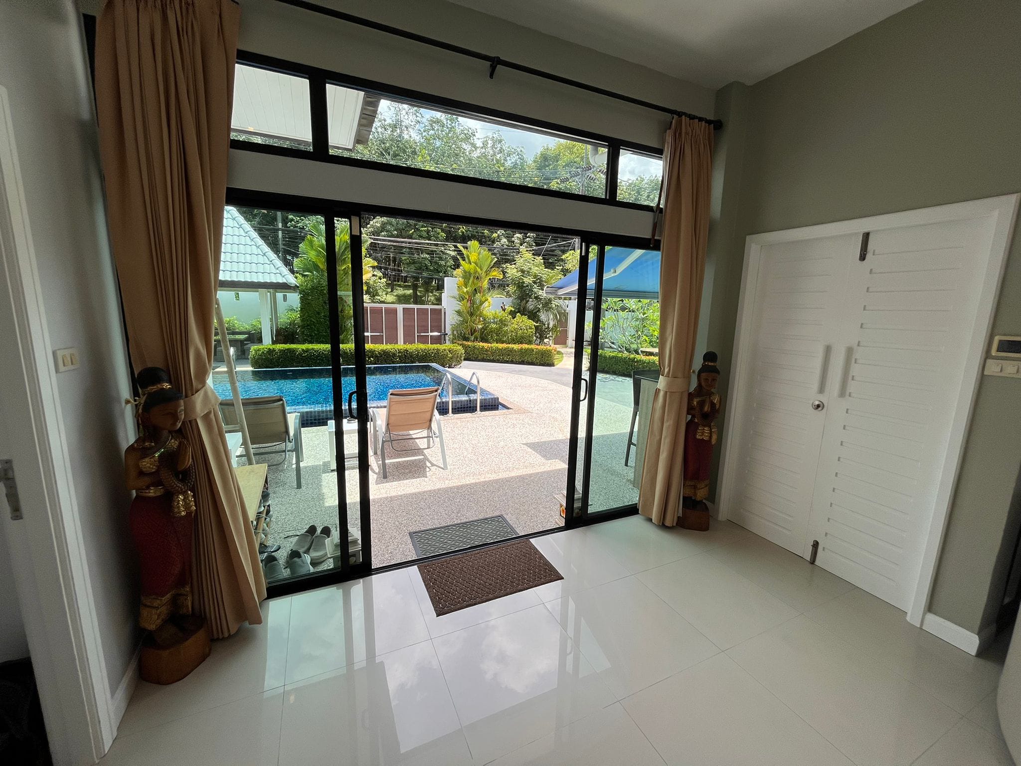 Layan 4 Bedroom Pool Villa (SUC-1094) SOLD image