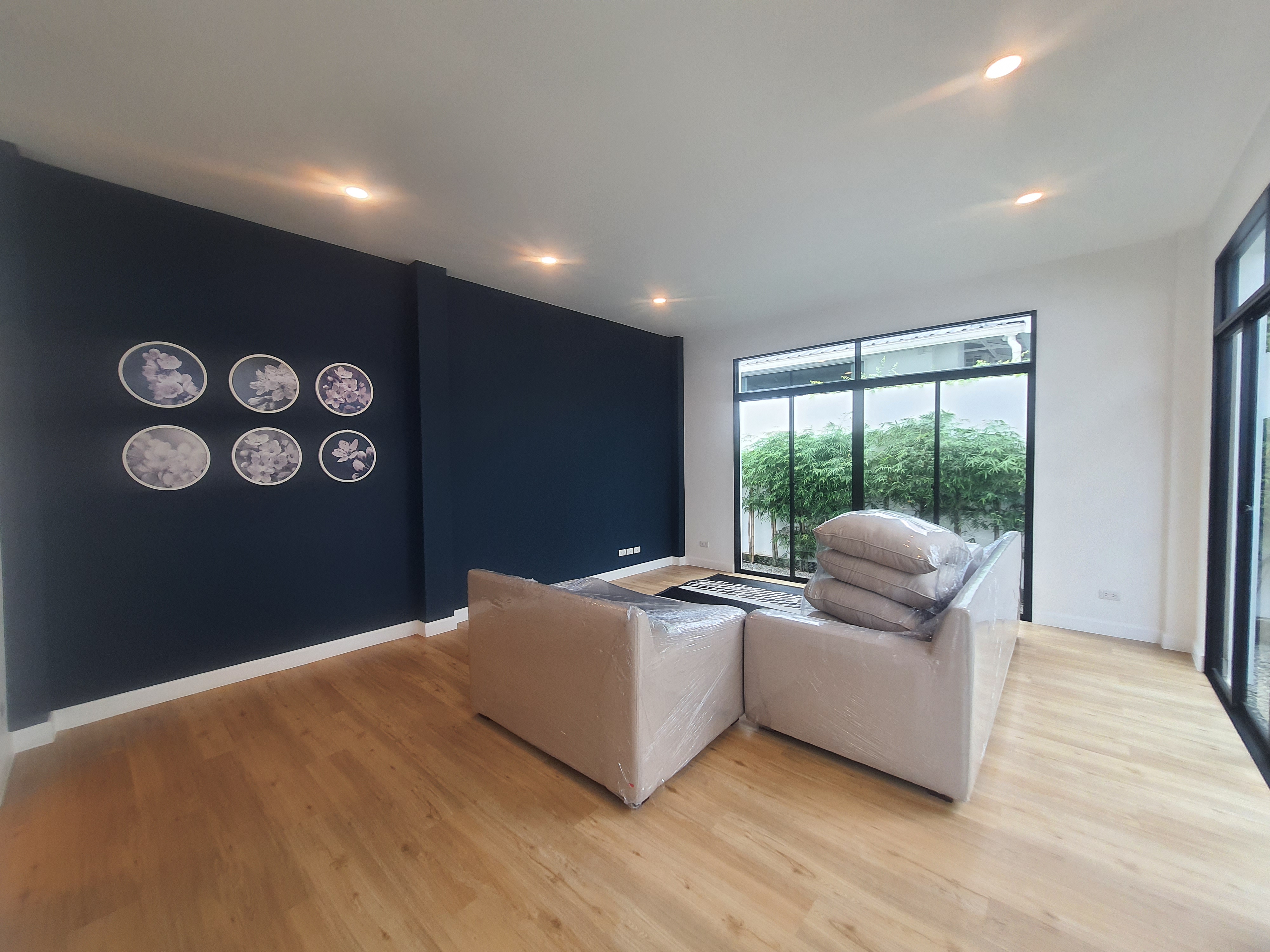 Japanese Loft Home In Koh Keaw (SUP-1095) image