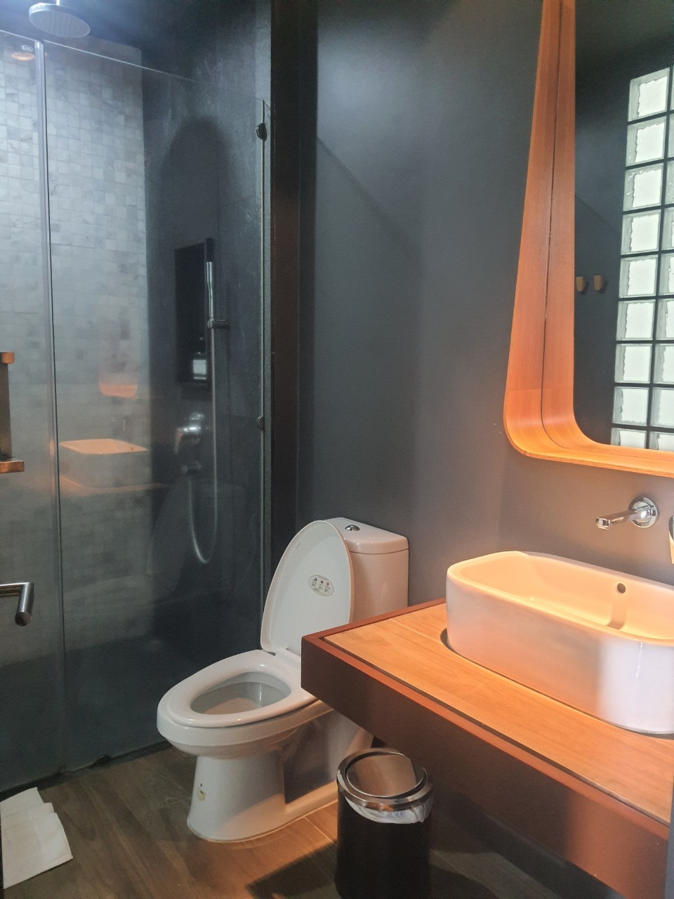 Contemporary comfort classic architecture in Saturdays Residence (SUC-1096) image