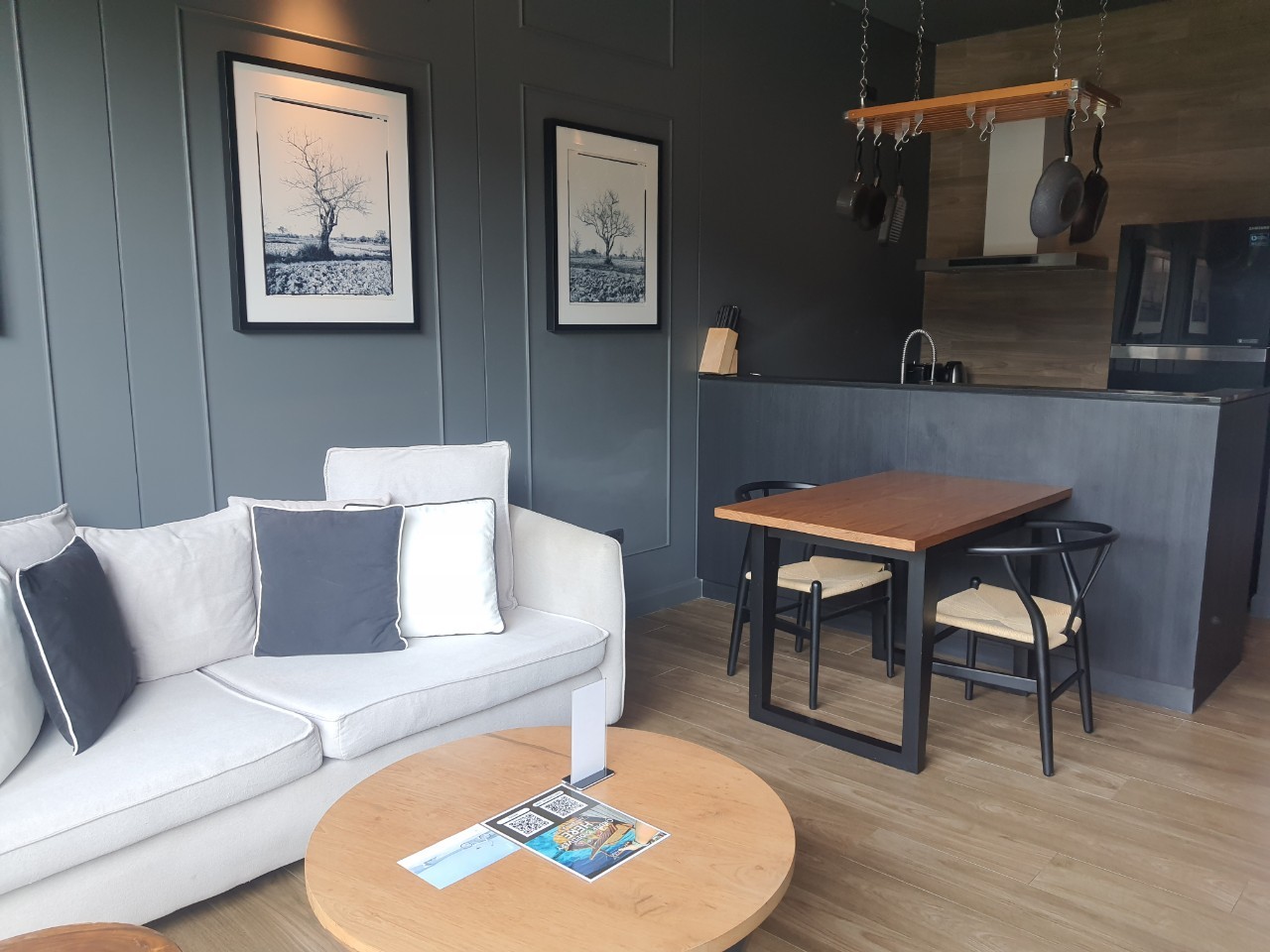 Contemporary comfort classic architecture in Saturdays Residence (SUC-1096) image