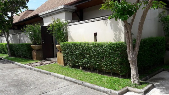 Modern oriental-style 2 Bedroom pool villa (SUC-1098) image