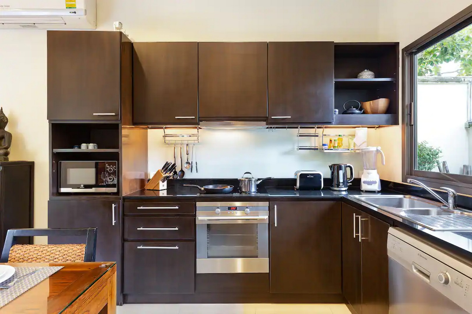 Modern oriental-style 2 Bedroom pool villa (SUC-1098)  image