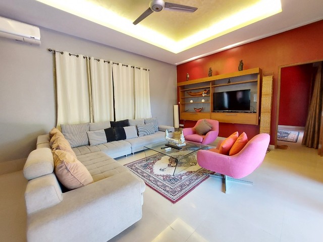 Tropical Tastefully Furnished 5 Bedroom Villa (SUC-1101) image