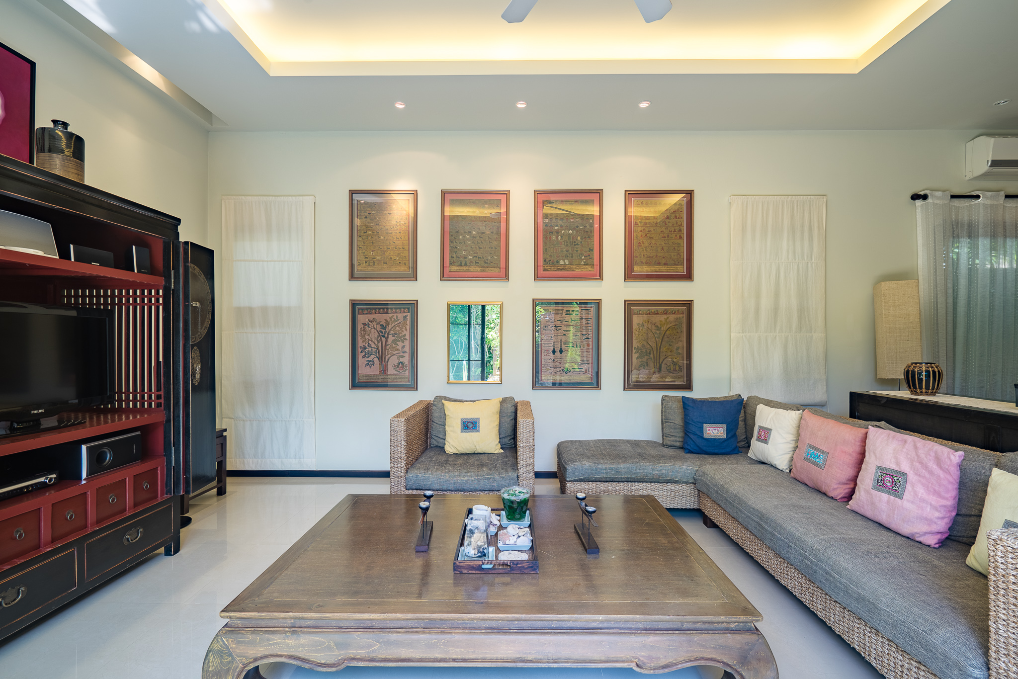 Tropical villa overlooking the hills of Nai Harn (SUC-1102) image