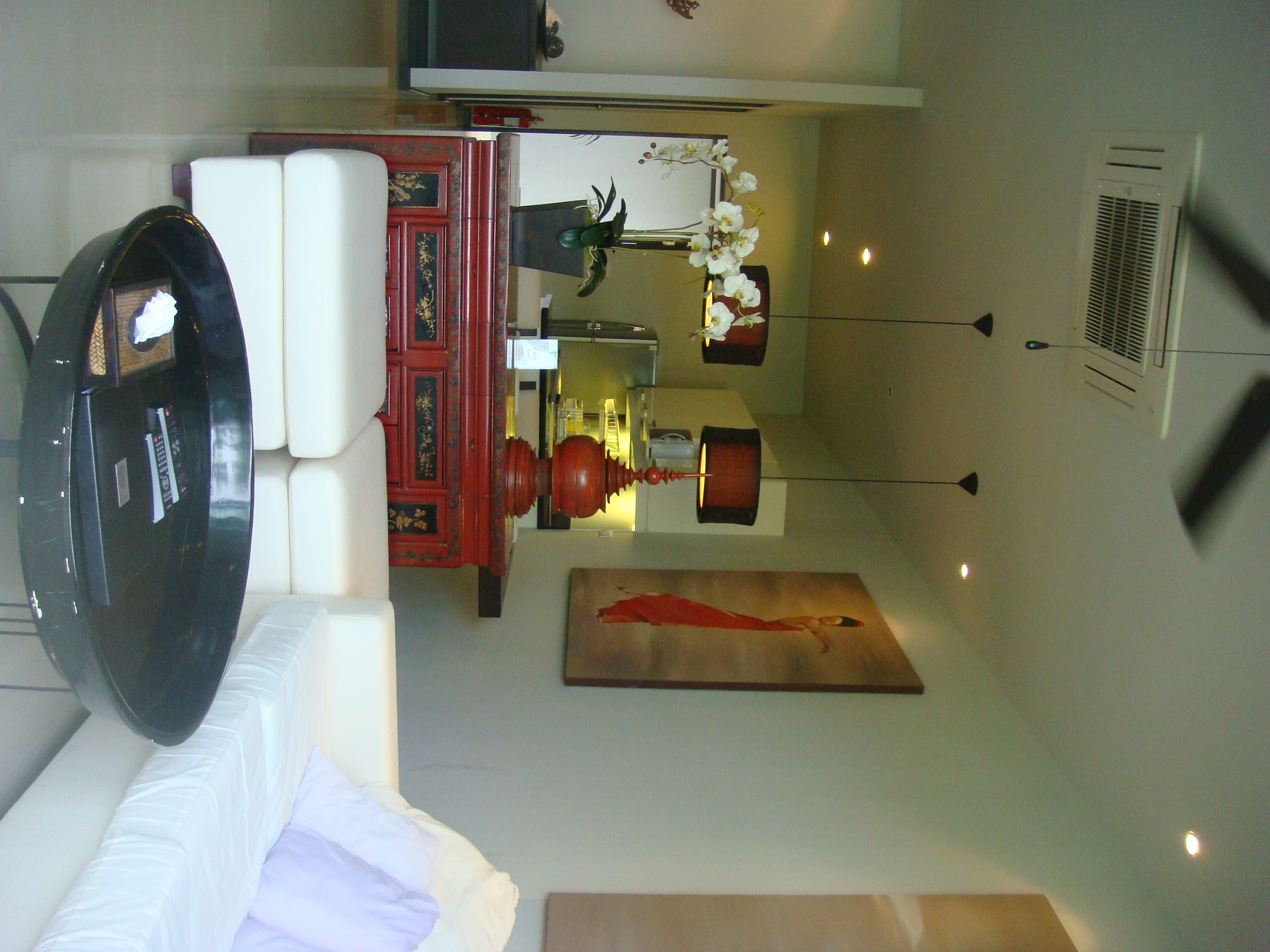 A ready to move-in, a modern 2 bedrooms villa (SUC-1103) image