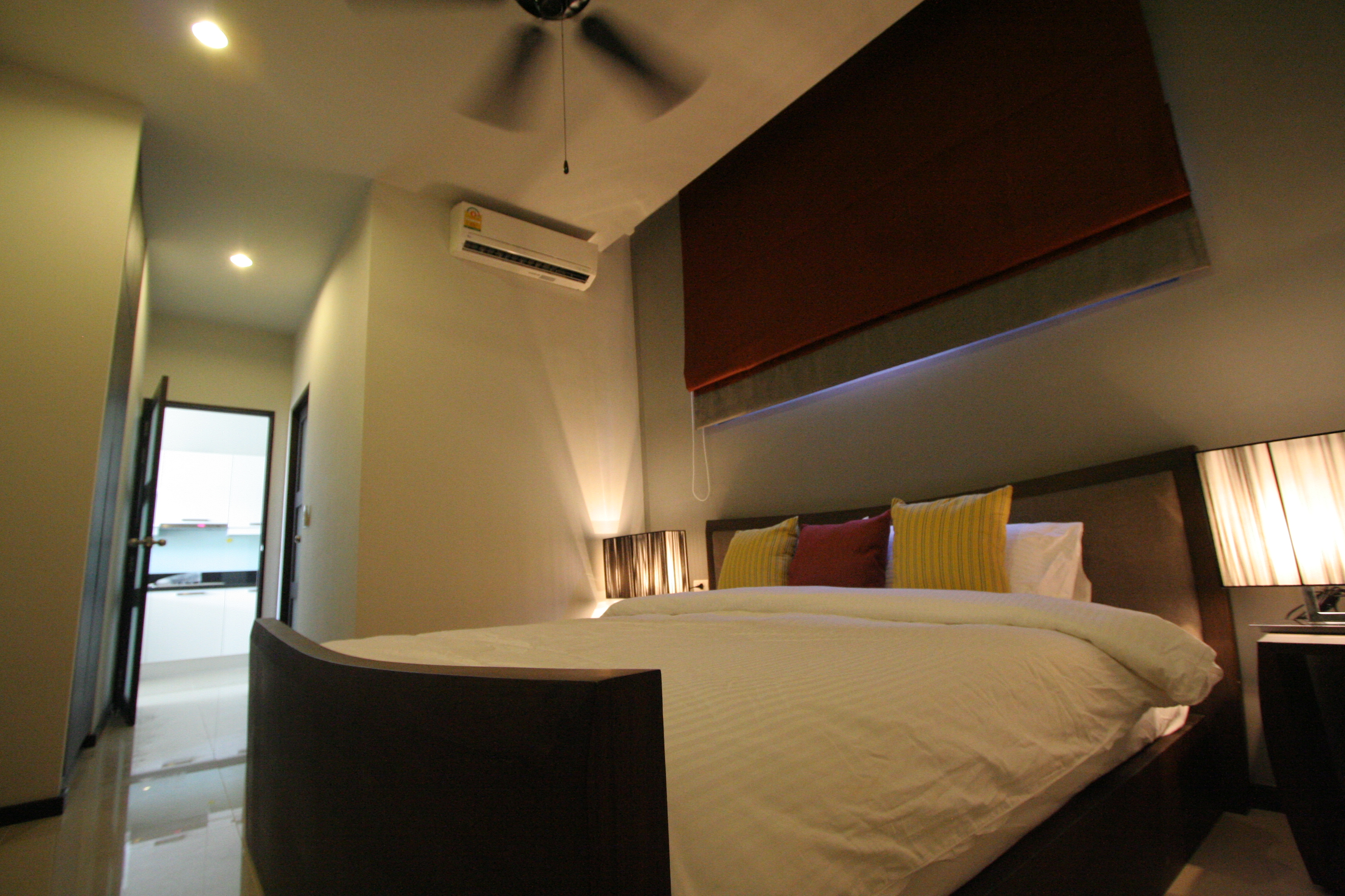 A ready to move-in, a modern 2 bedrooms villa (SUC-1103) image