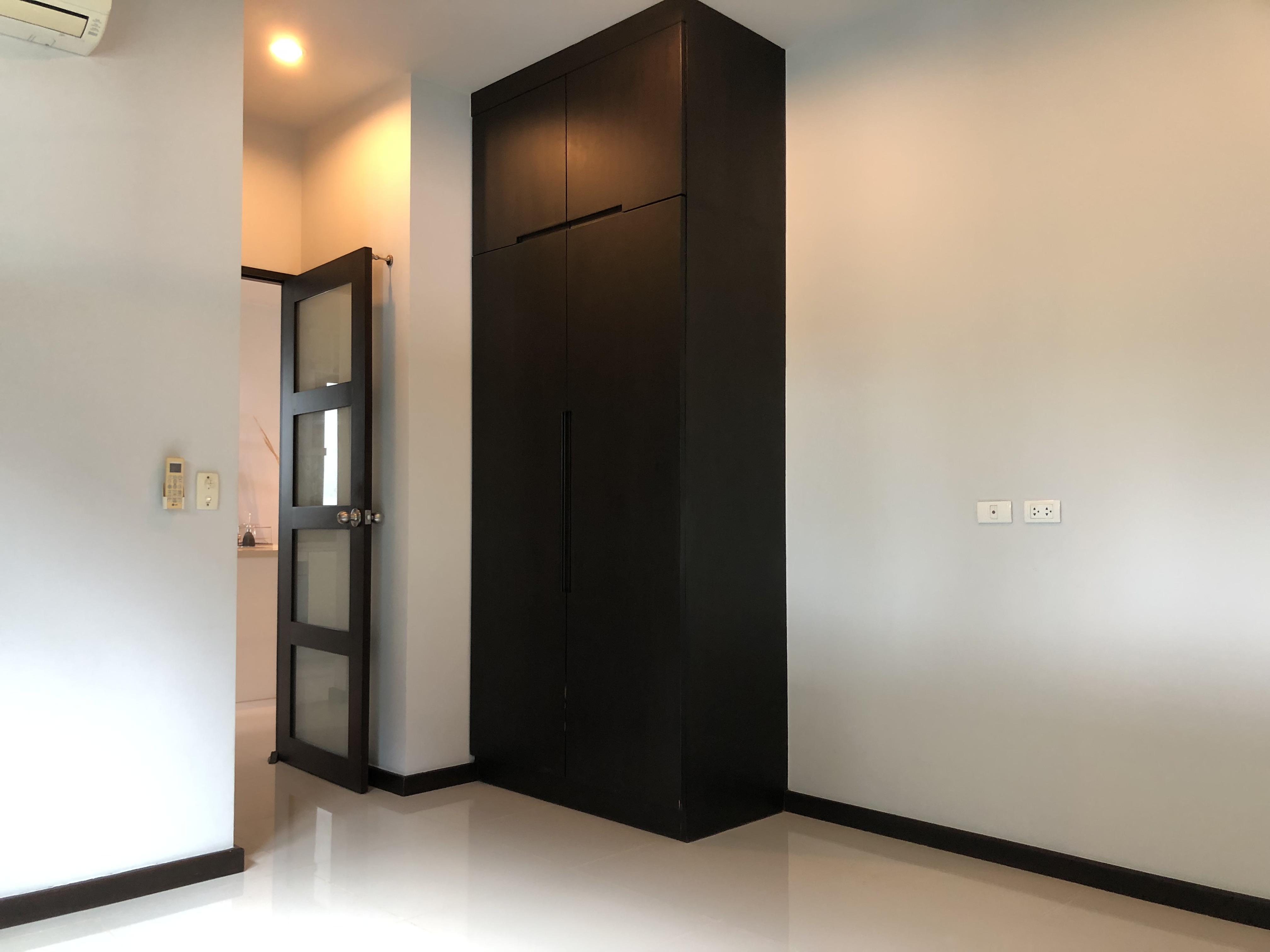 Modern comfort 2 bedrooms villa (SUC-1104) image