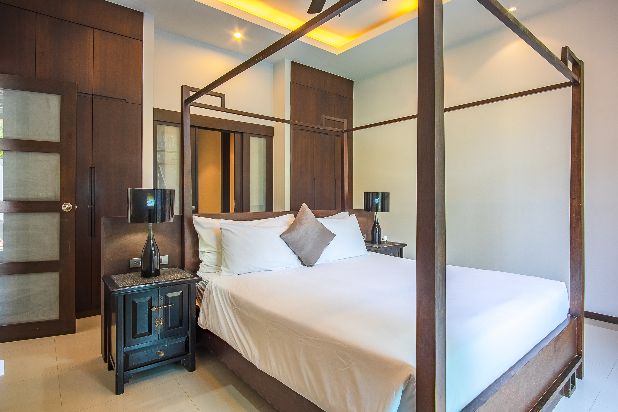 Price reduced from 9,900,000 THB for quick sale 2 bedrooms villa (SUC-1107) image