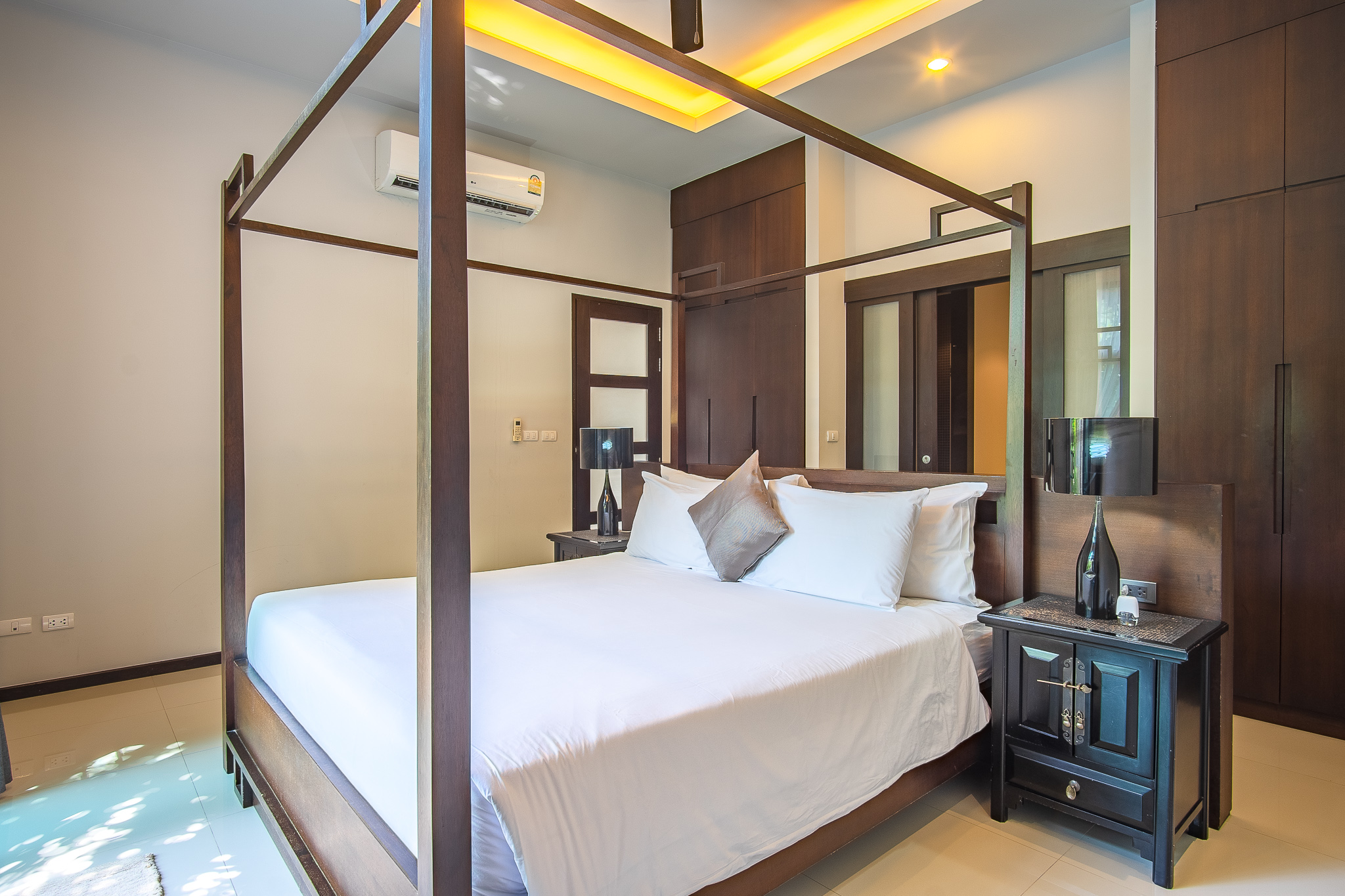 Price reduced from 9,900,000 THB for quick sale 2 bedrooms villa (SUC-1107) image