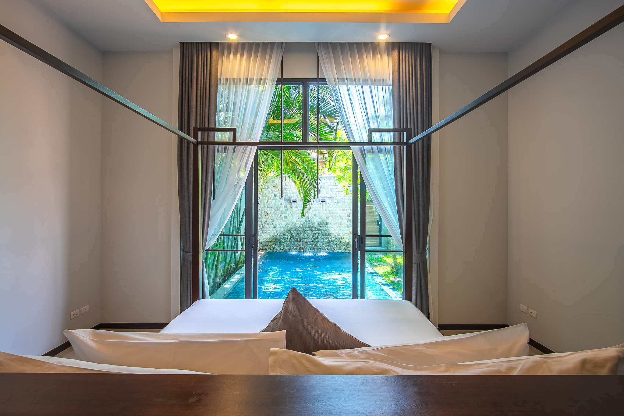 Price reduced from 9,900,000 THB for quick sale 2 bedrooms villa (SUC-1107) image