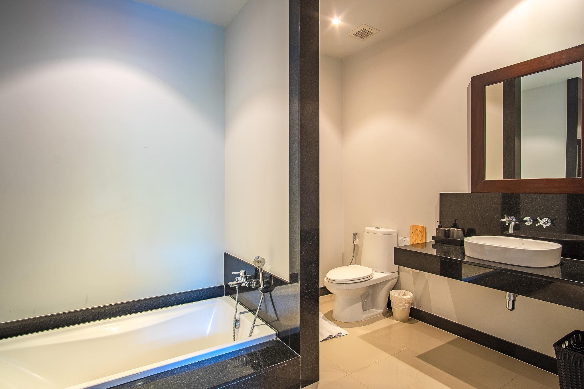 Price reduced from 9,900,000 THB for quick sale 2 bedrooms villa (SUC-1107) image