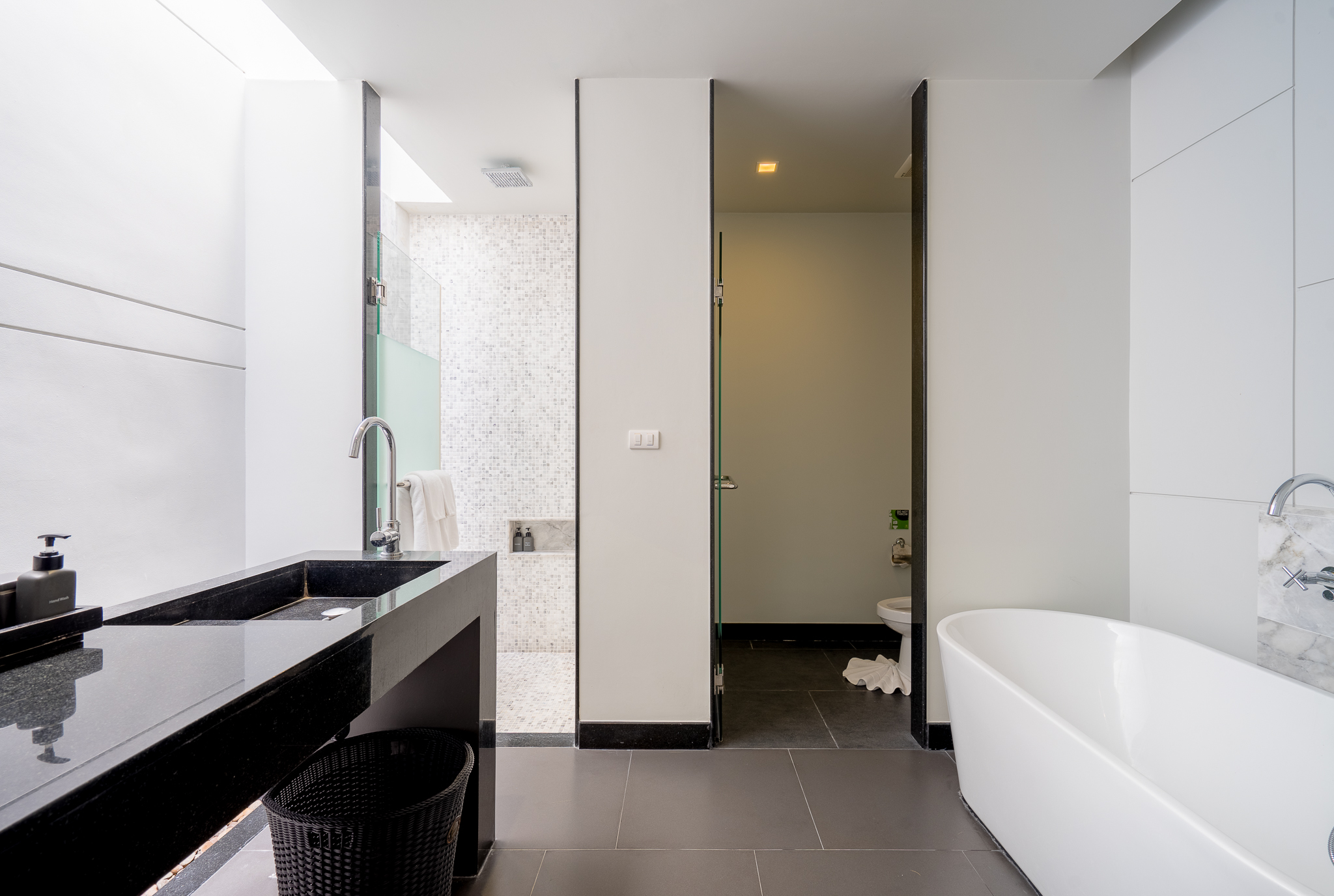 Price reduced from 7,000,000 THB boutique collection pool villas with modern abode. (SUC-1108) image