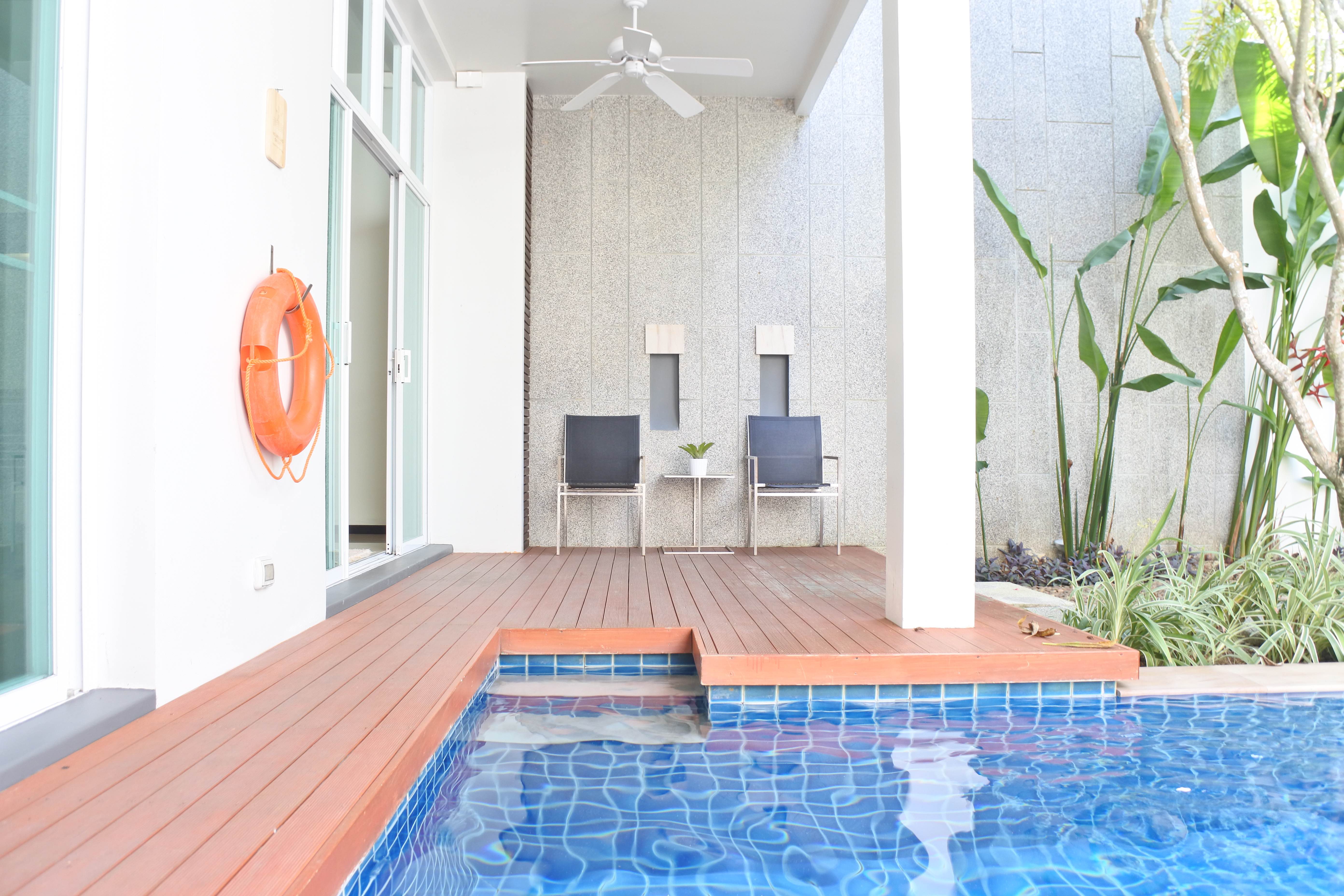 Price reduced from 13,500,000 THB spacious 3 bedrooms duplex condominium (SUC-1110) image