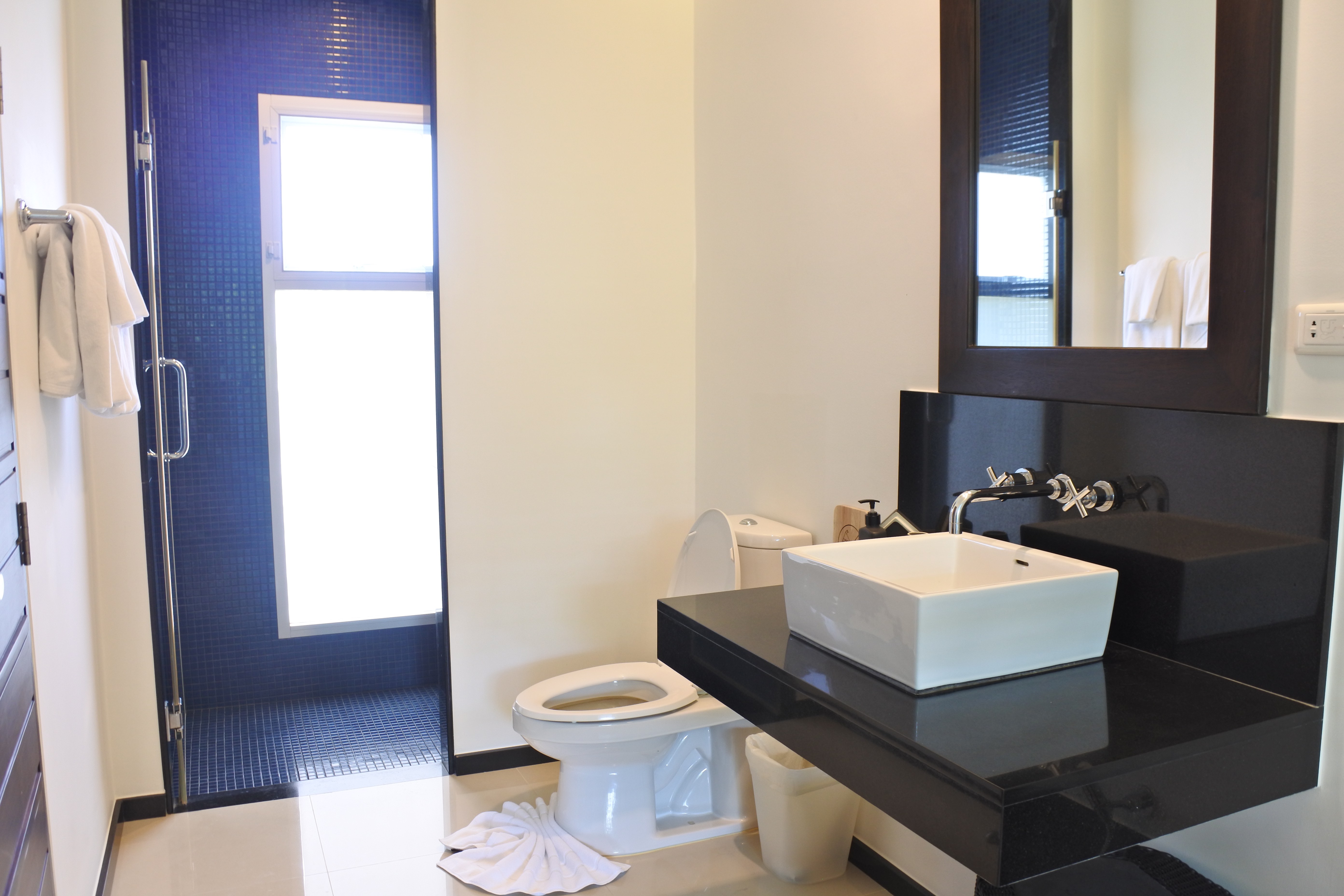 Price reduced from 13,500,000 THB spacious 3 bedrooms duplex condominium (SUC-1110) image