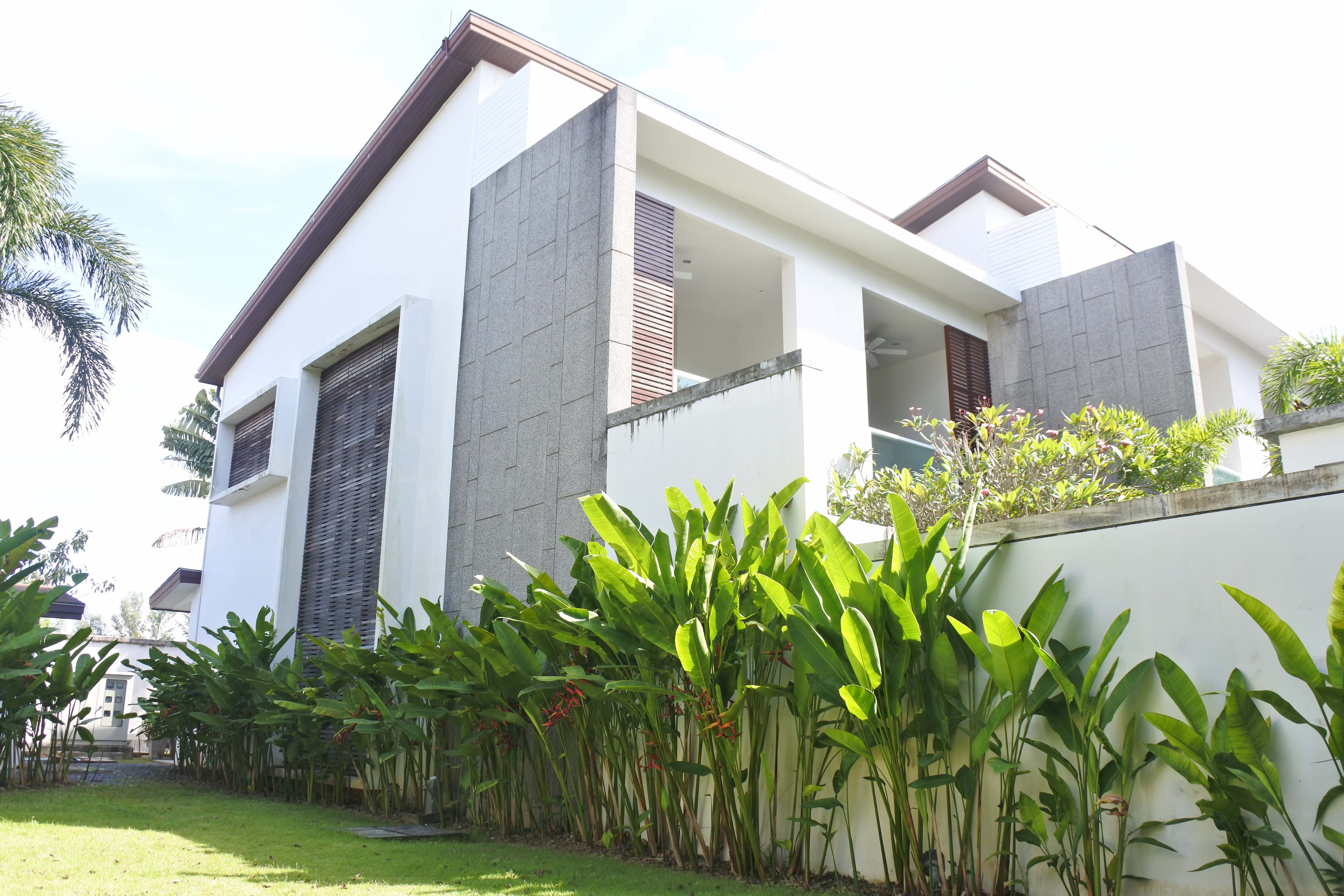 Price reduced from 13,500,000 THB spacious 3 bedrooms duplex condominium (SUC-1110) image