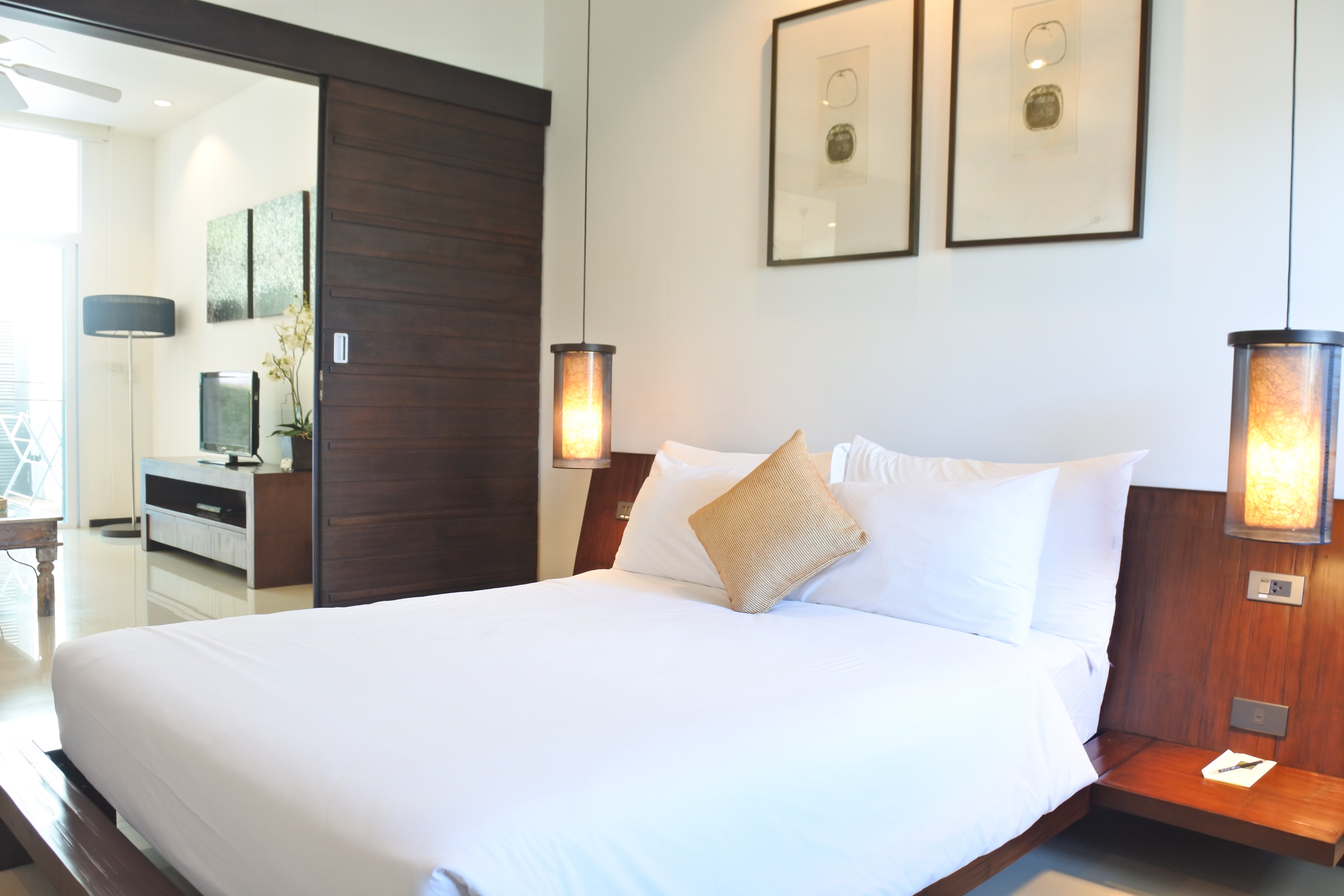 Price reduced from 13,500,000 THB spacious 3 bedrooms duplex condominium (SUC-1110) image