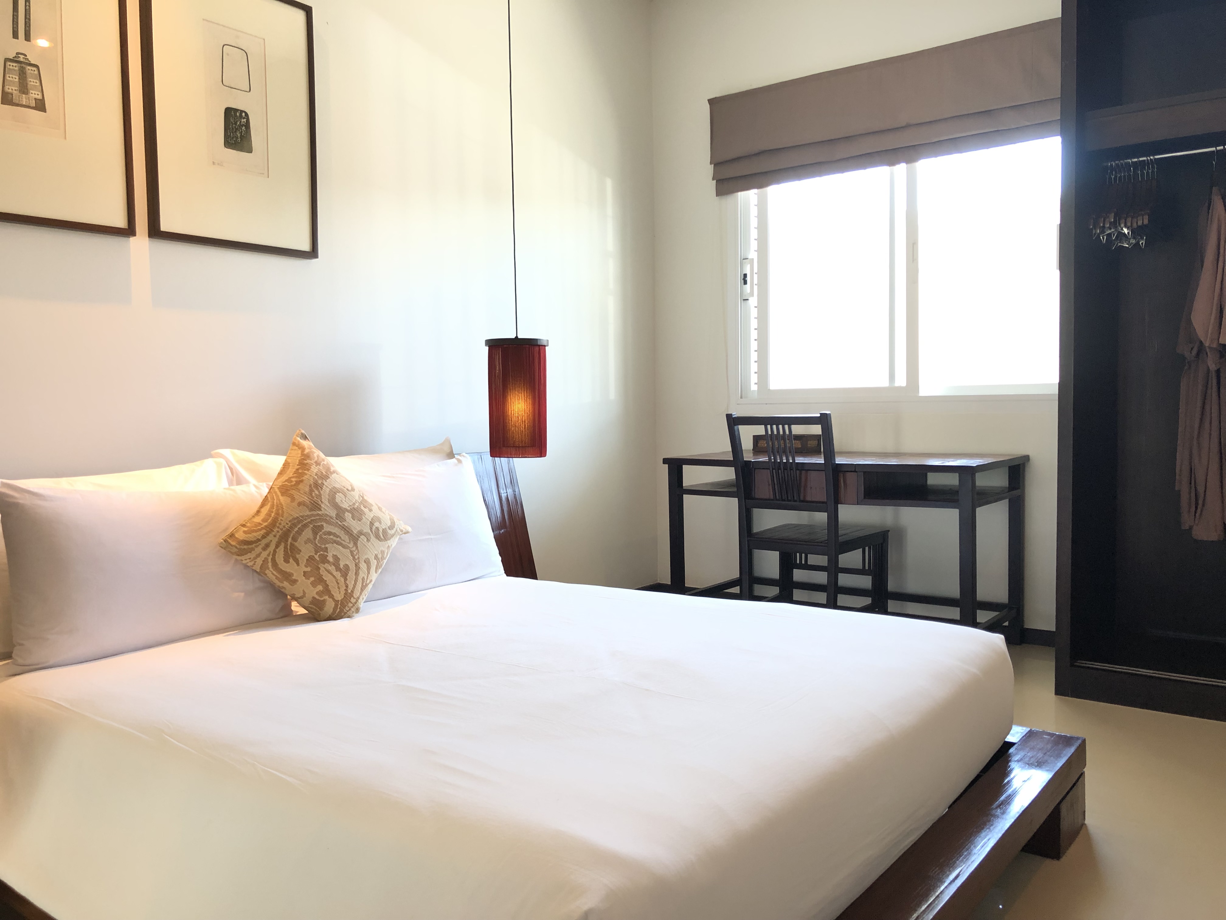 Well-appointed 3 bedrooms duplex condominium-style (SUC-1111) image