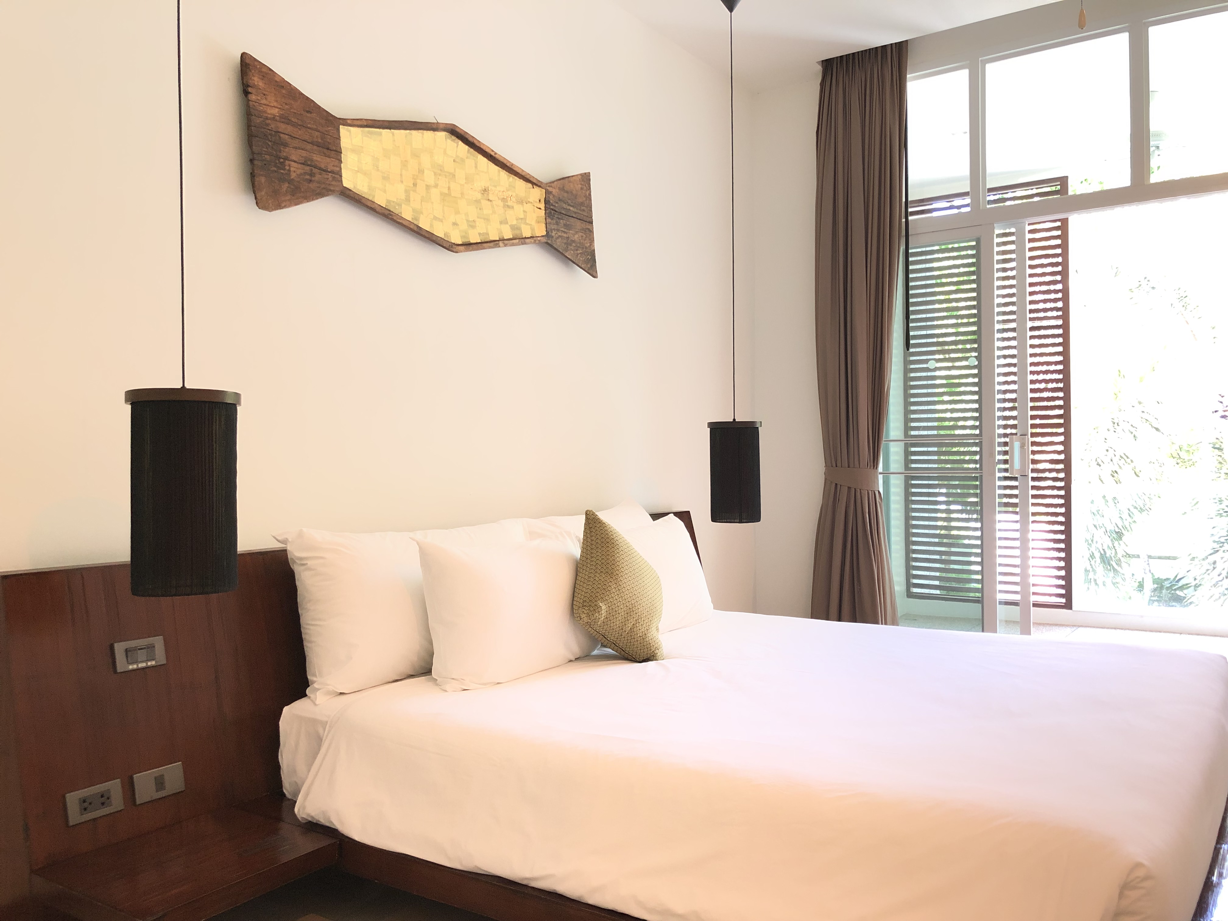 Well-appointed 3 bedrooms duplex condominium-style (SUC-1111) image