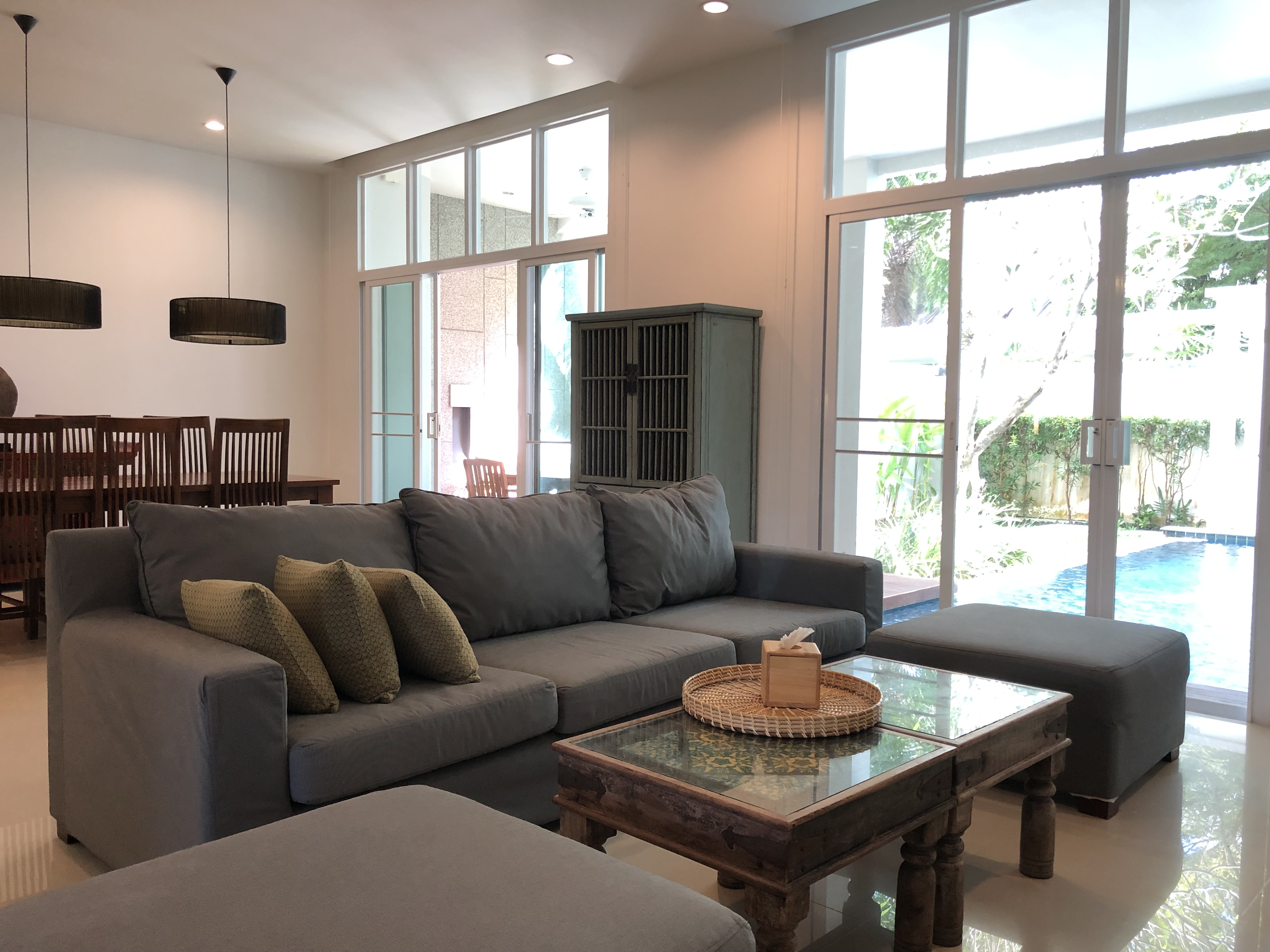 Modern comfort 3 bedrooms duplex condominium-style (SUC-1112) image