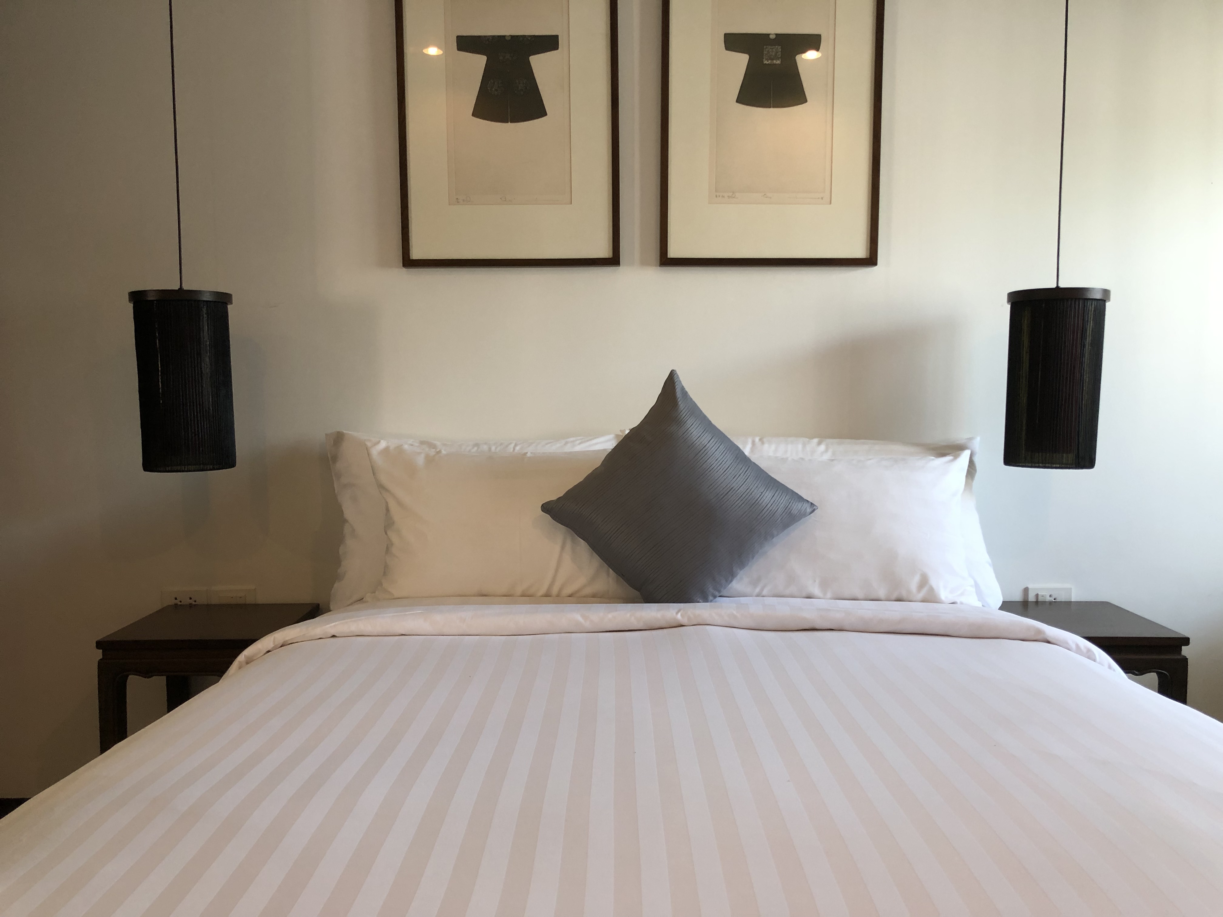 Modern comfort 3 bedrooms duplex condominium-style (SUC-1112) image