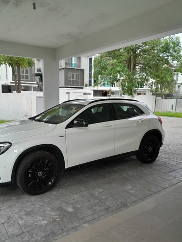 2.5 STOREY BUNGALOW IN BUKIT MERTAJAM , EXCLUSIVE AREA, GATED AND GUARDED image