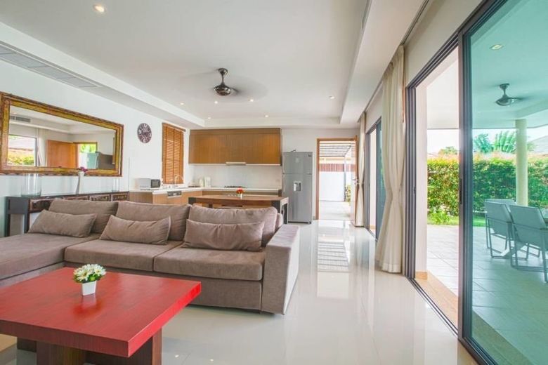 Pool Villa 2 Bedrooms in Bangtao Beach (SU342) image