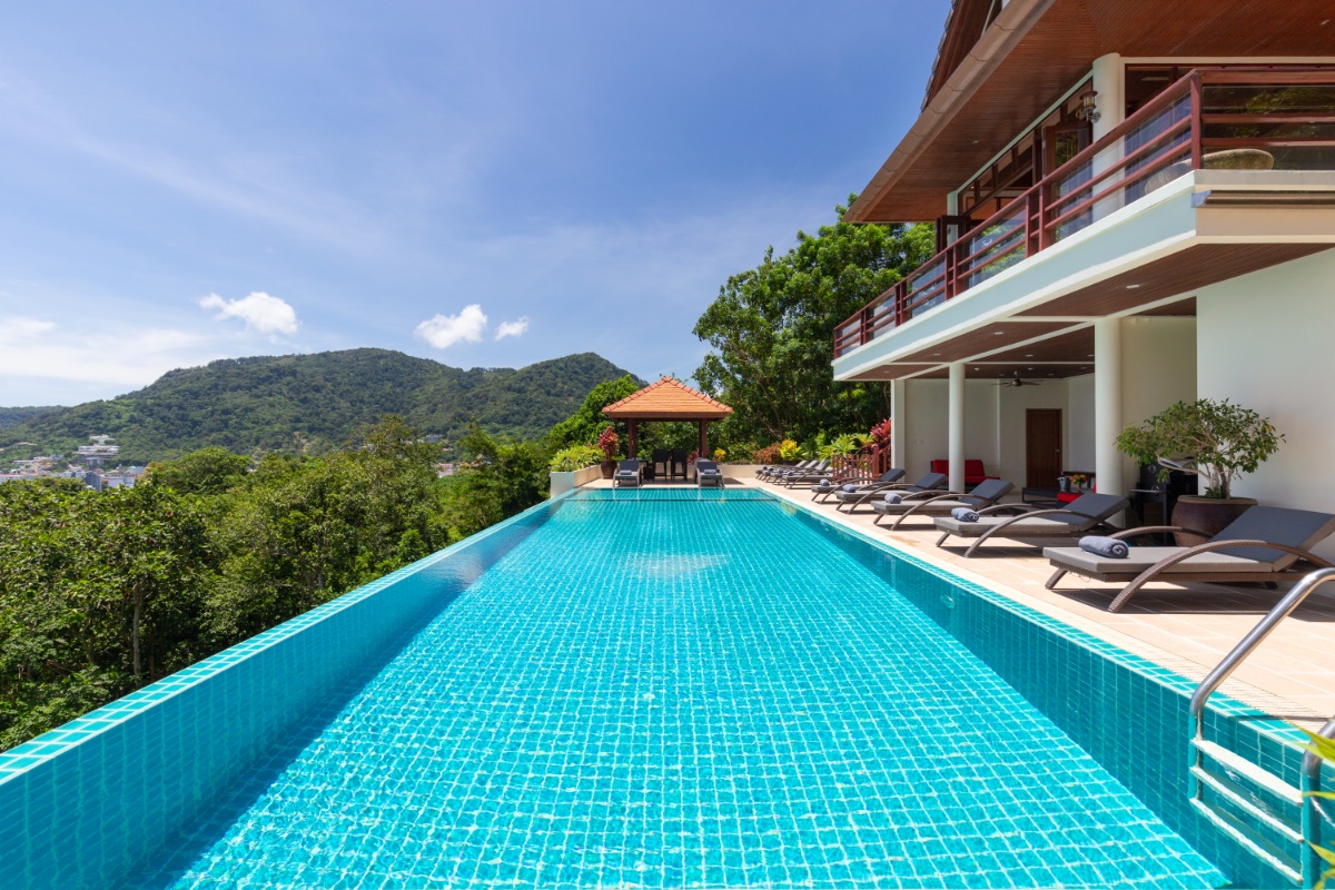 Facing west across the center of patong bay Villa Yoosook (SUC-1118) image