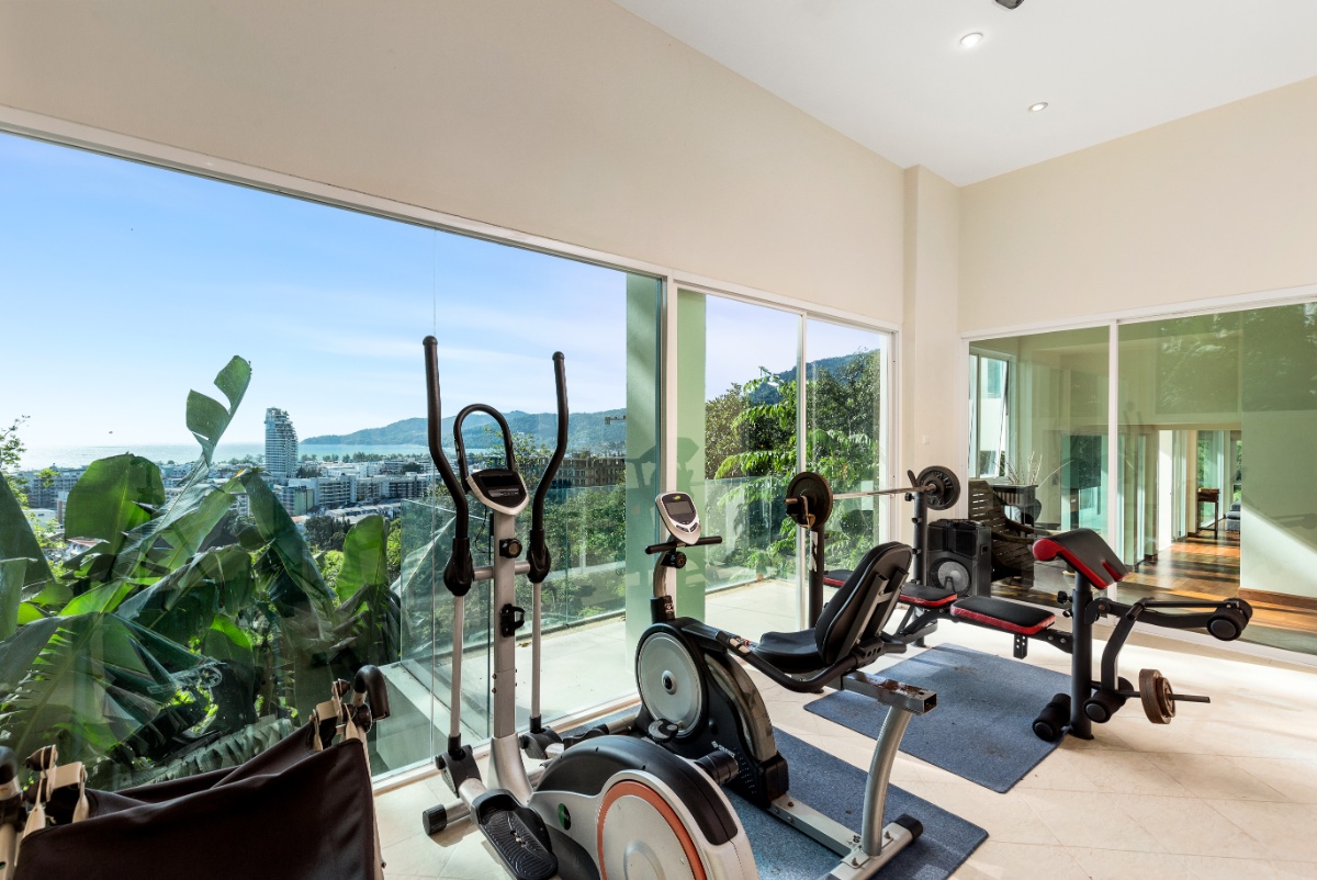 Facing west across the center of patong bay Villa Yoosook (SUC-1118) image