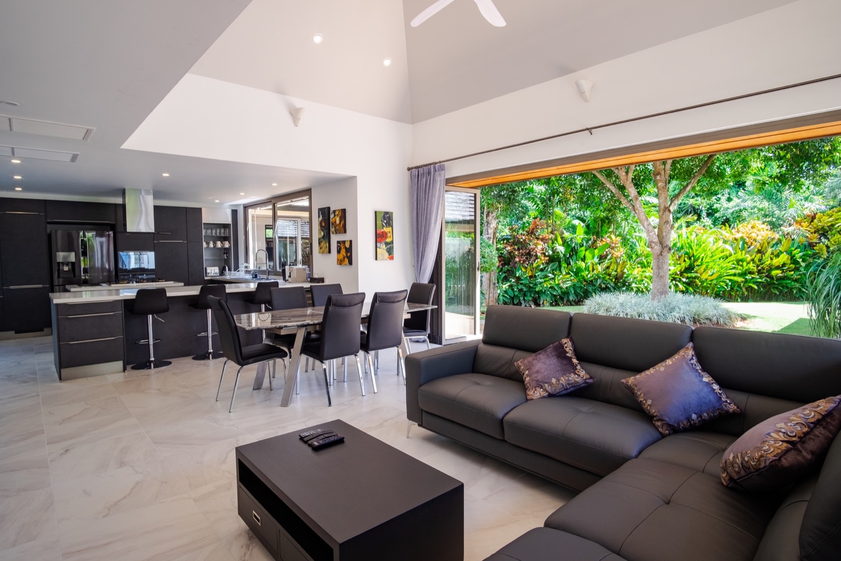 Luxury villa amidst spaciously lush tropical gardens (SUC-1122) image