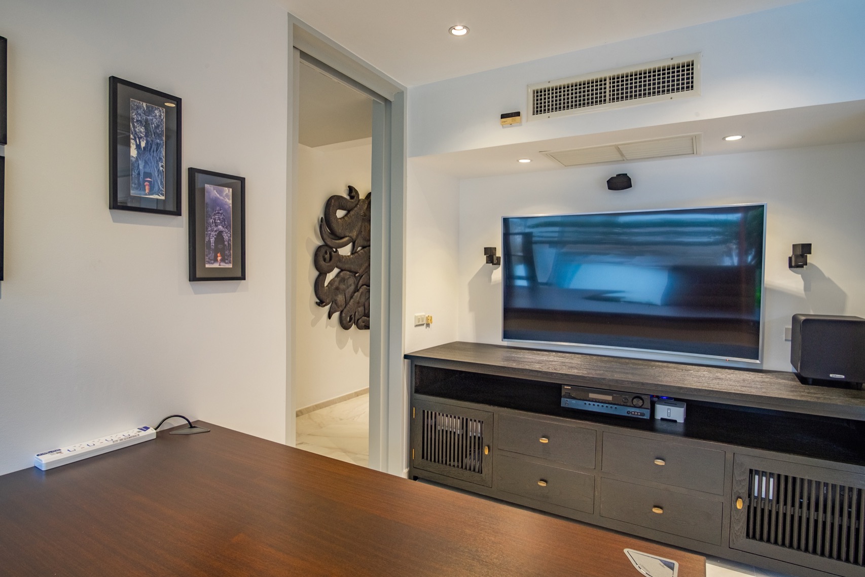 Luxury villa amidst spaciously lush tropical gardens (SUC-1122) image