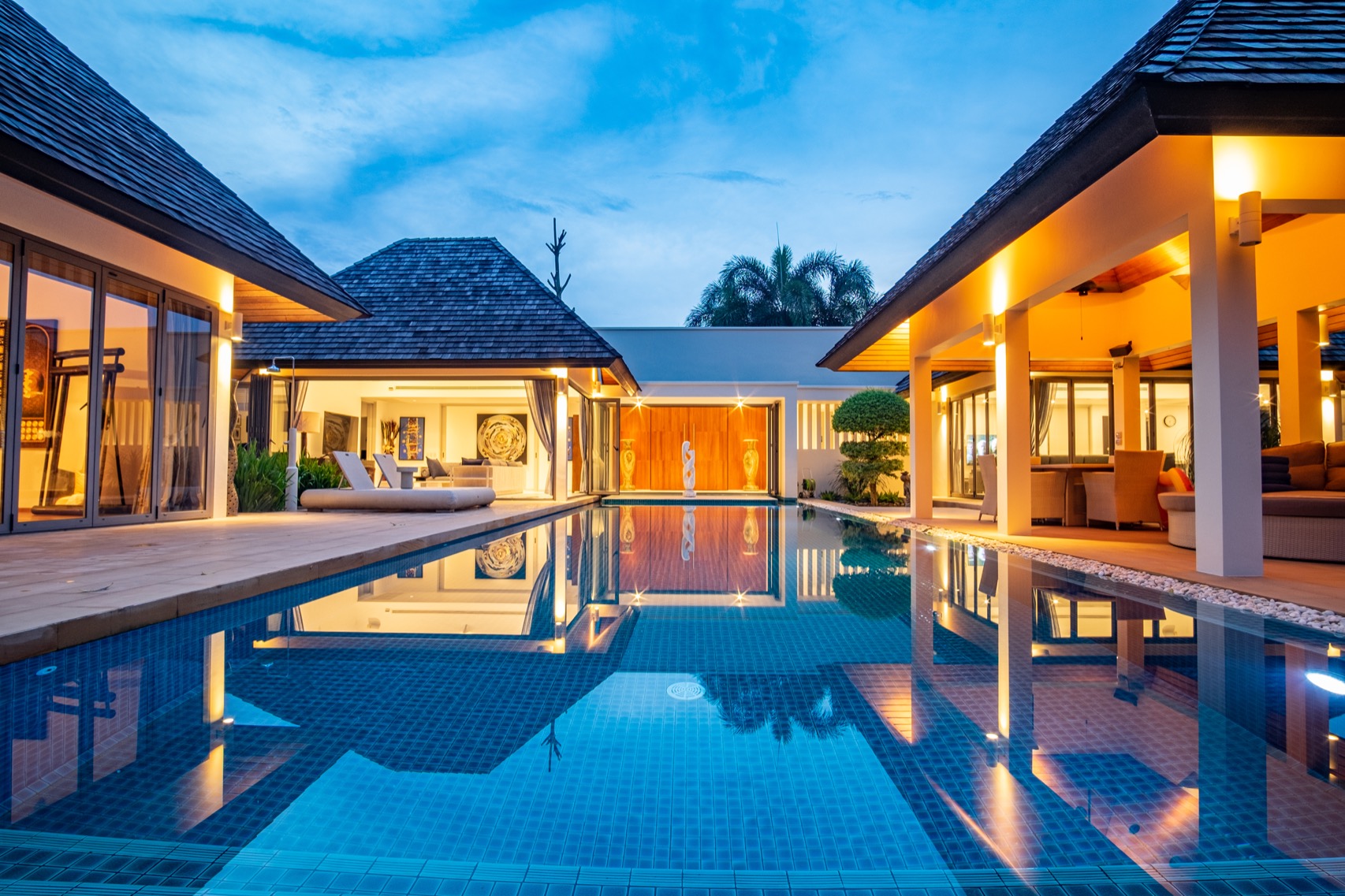 Luxury villa amidst spaciously lush tropical gardens (SUC-1122) image
