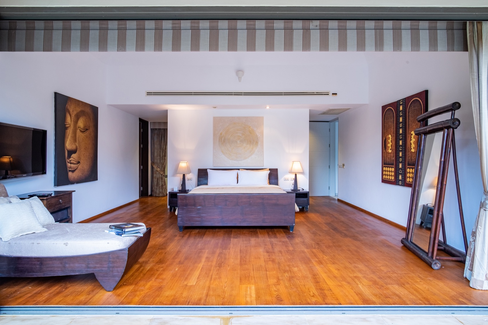 Luxury villa amidst spaciously lush tropical gardens (SUC-1122) image