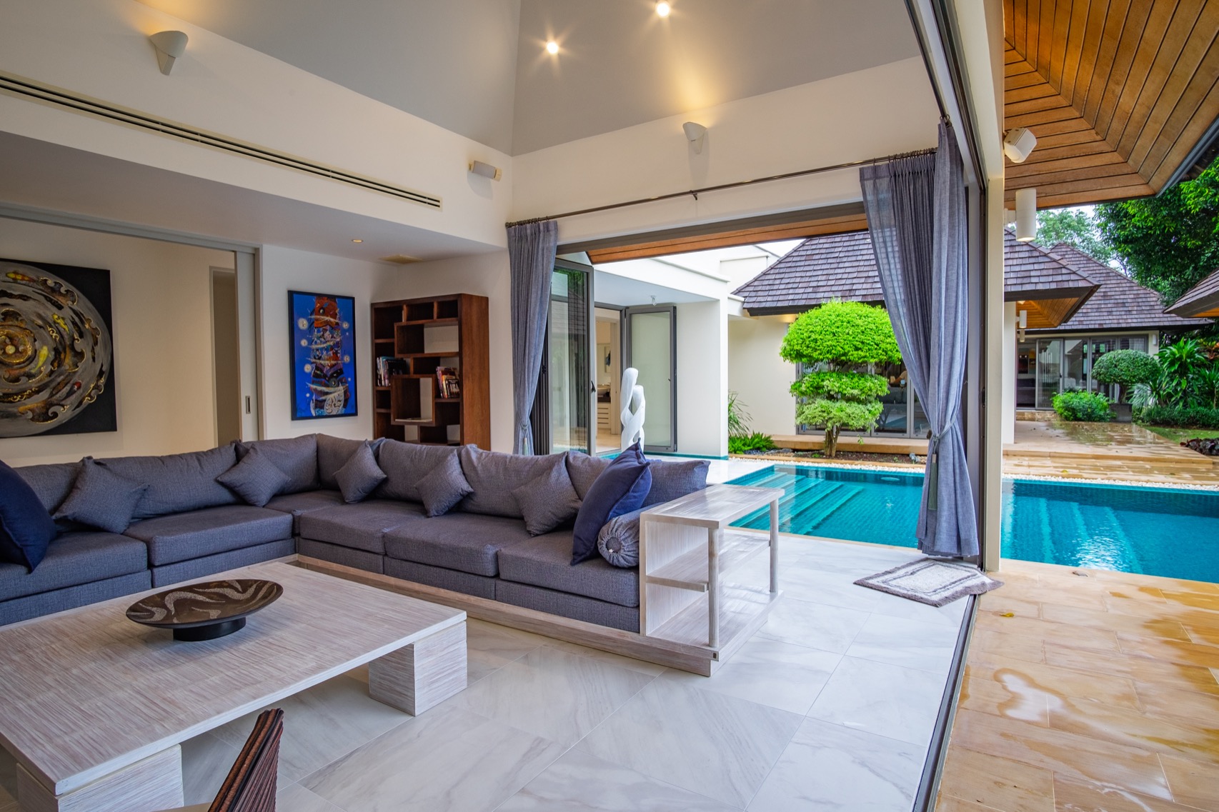 Luxury villa amidst spaciously lush tropical gardens (SUC-1122) image