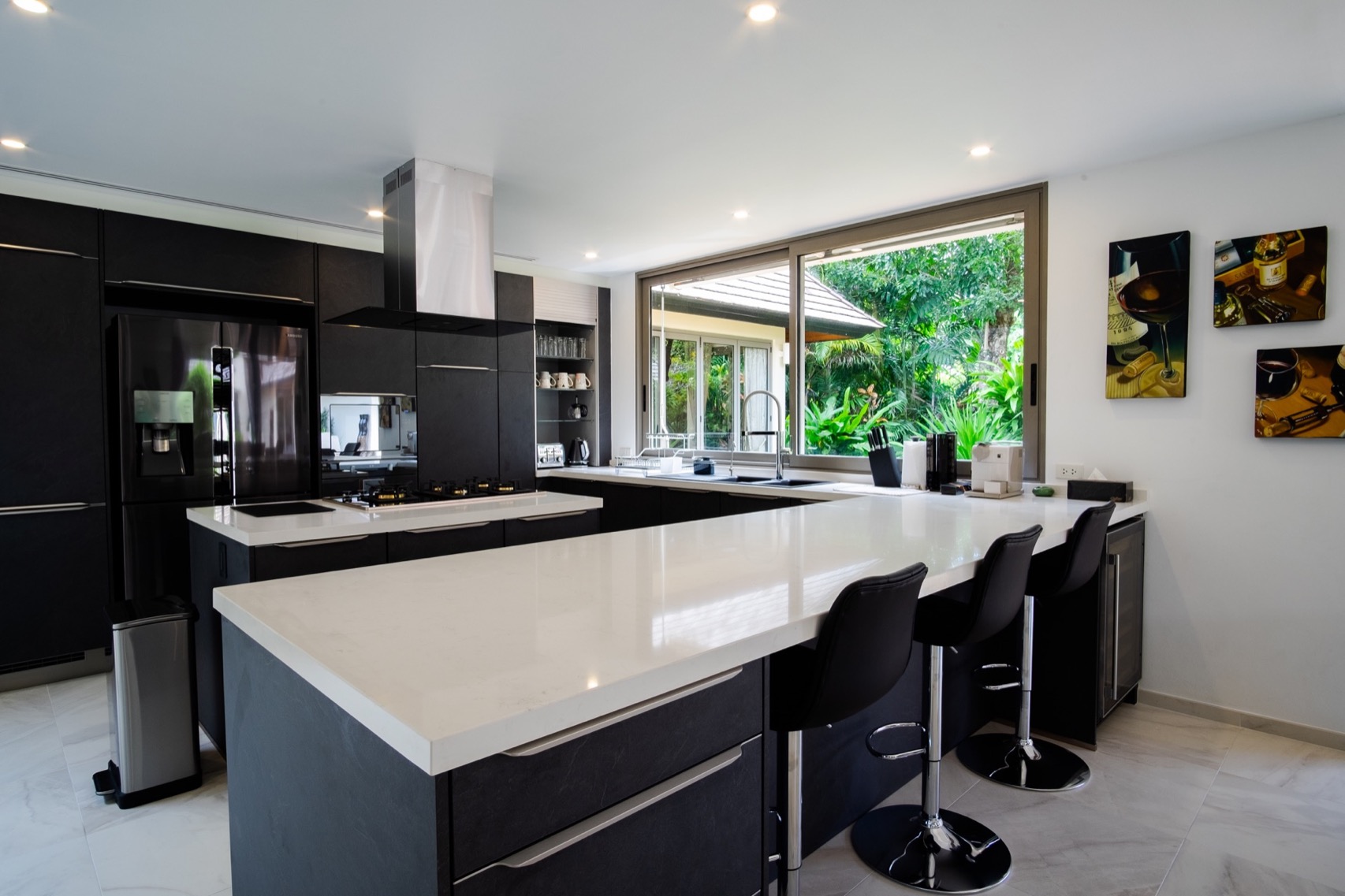 Luxury villa amidst spaciously lush tropical gardens (SUC-1122) image