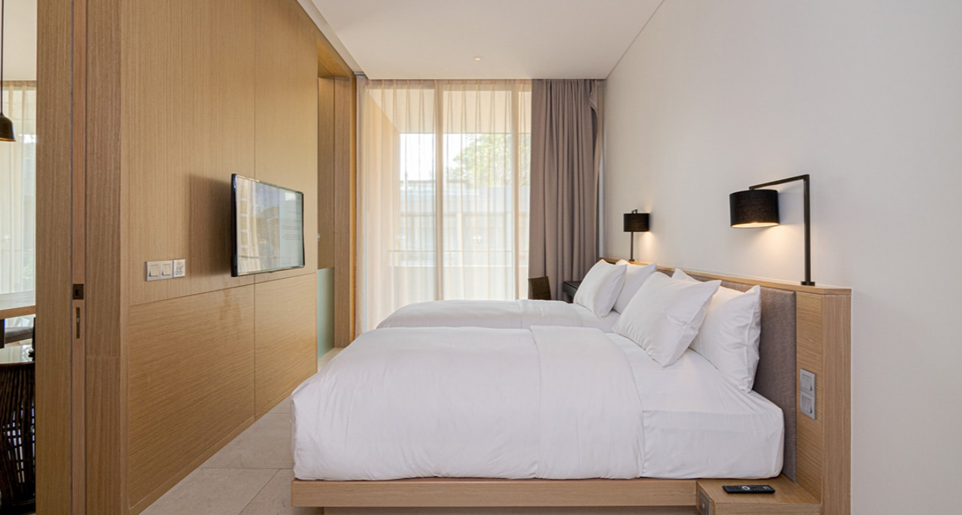 HOTEL MANAGED BEACHFRONT CONDOMINIUM IN KAMALA BEACH (SUP-1124) image