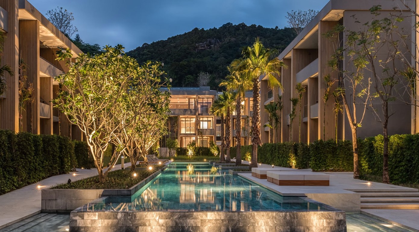 HOTEL MANAGED BEACHFRONT CONDOMINIUM IN KAMALA BEACH (SUP-1124) image