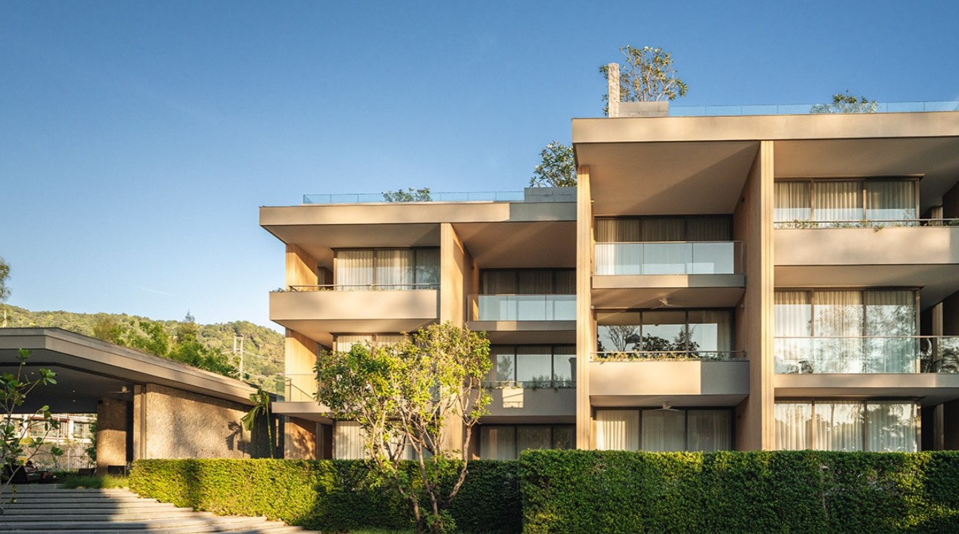 HOTEL MANAGED BEACHFRONT CONDOMINIUM IN KAMALA BEACH (SUP-1124) image