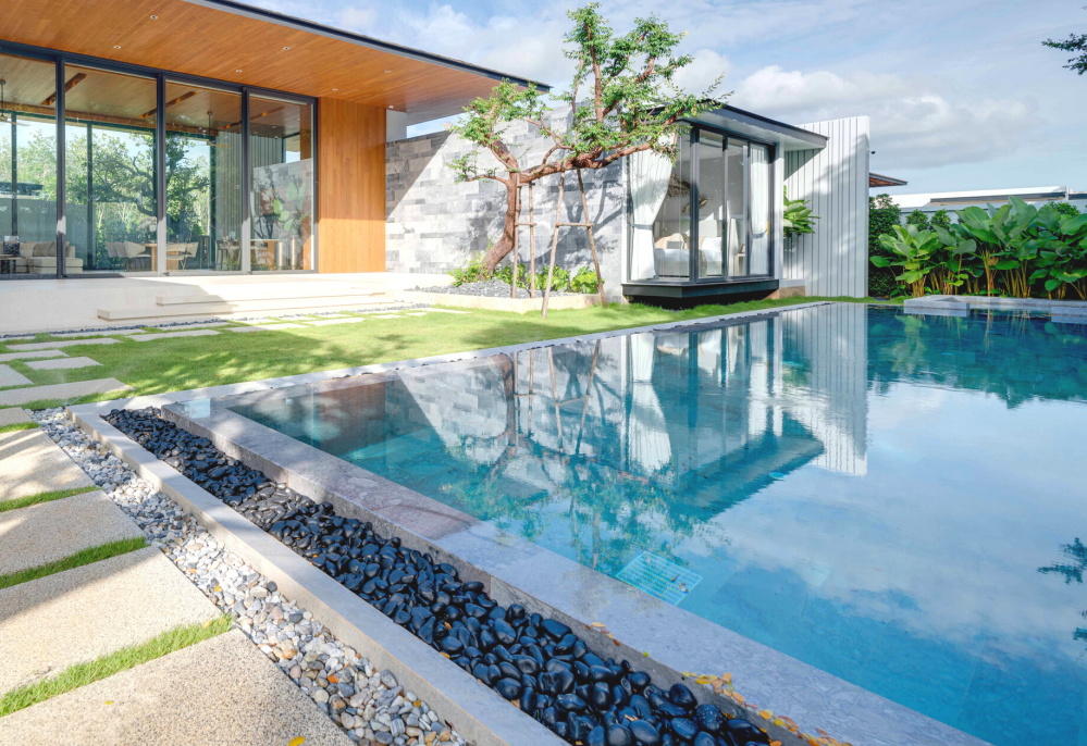 A PERFECT COMBINATION OF LIVING AND ART At Botanica Forestique (SUP-1126) image