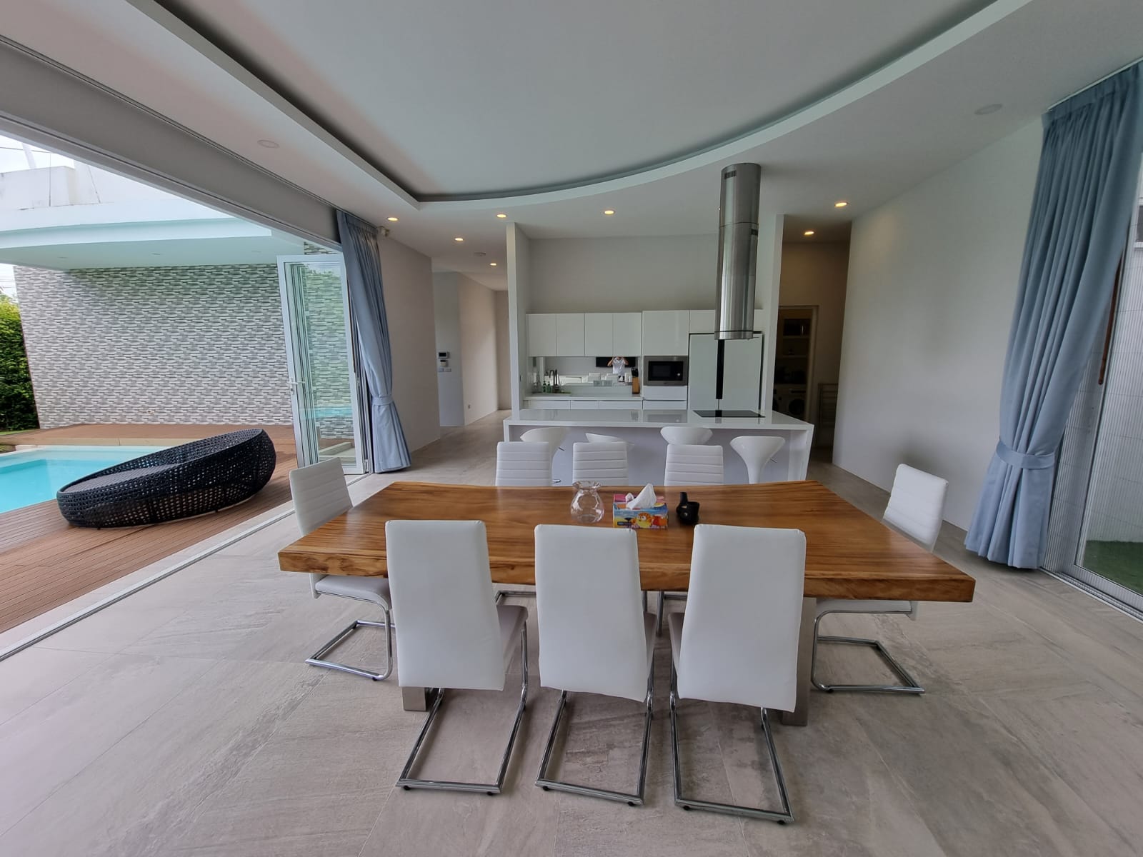 Modern 4 bedroom pool villa in pasak (SUD-1127) image