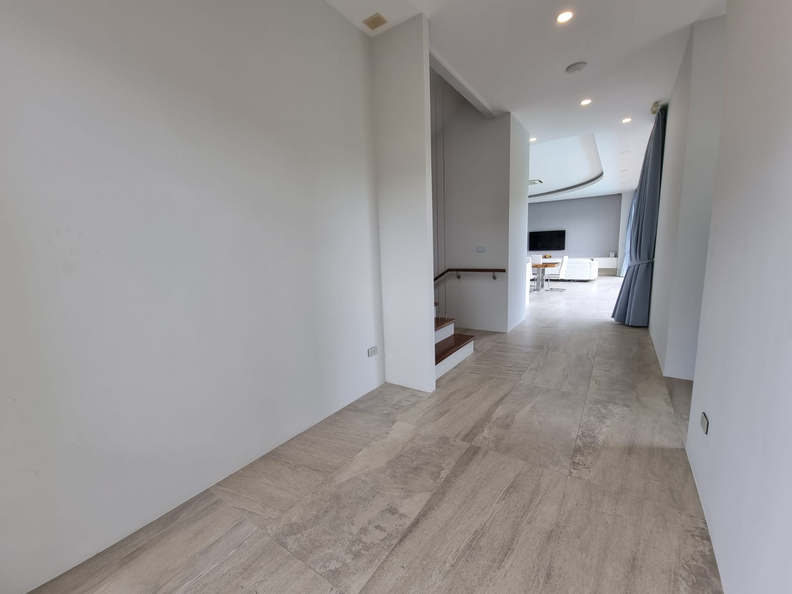 Modern 4 bedroom pool villa in pasak (SUD-1127) image