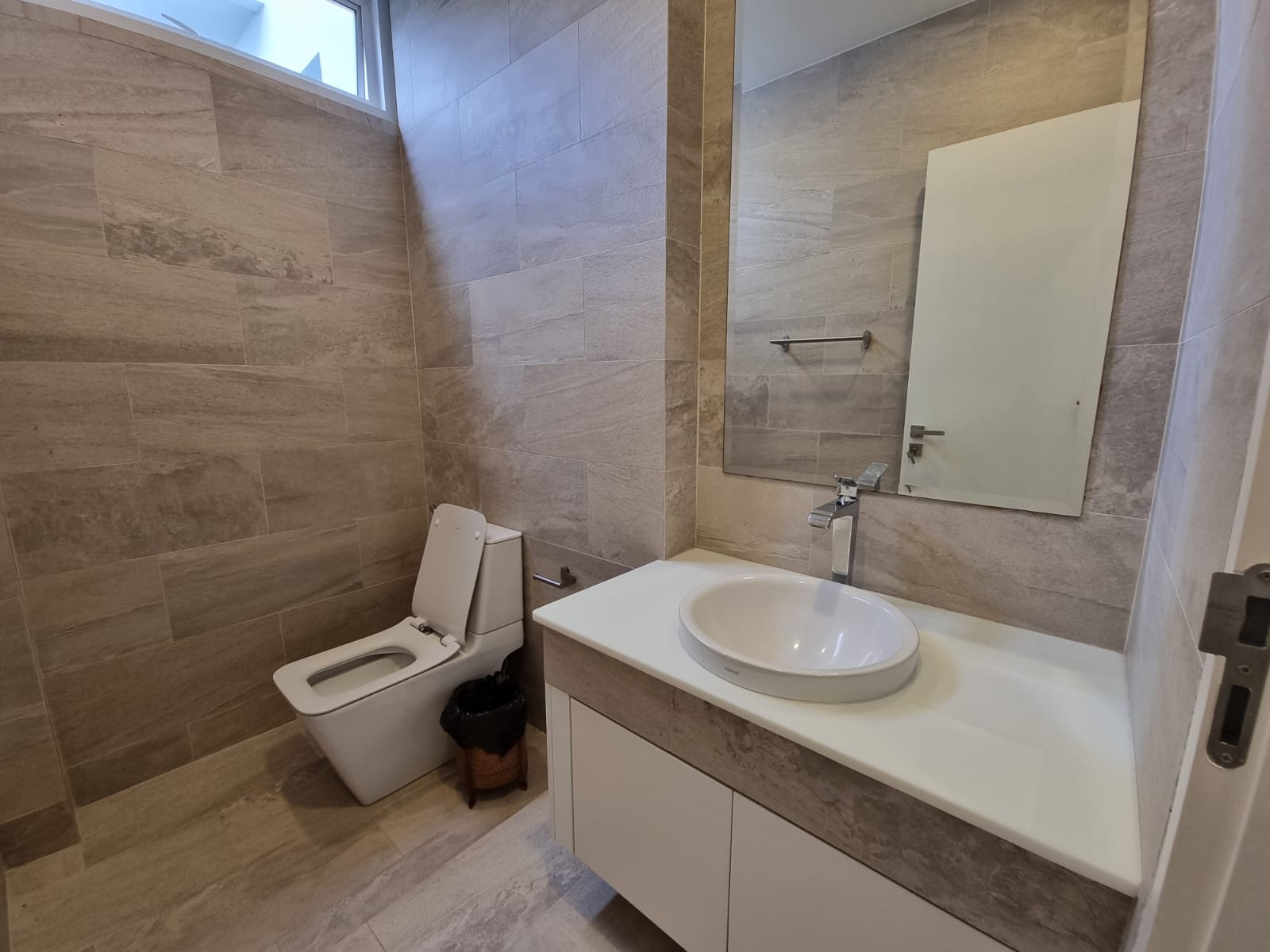 Modern 4 bedroom pool villa in pasak (SUD-1127) image