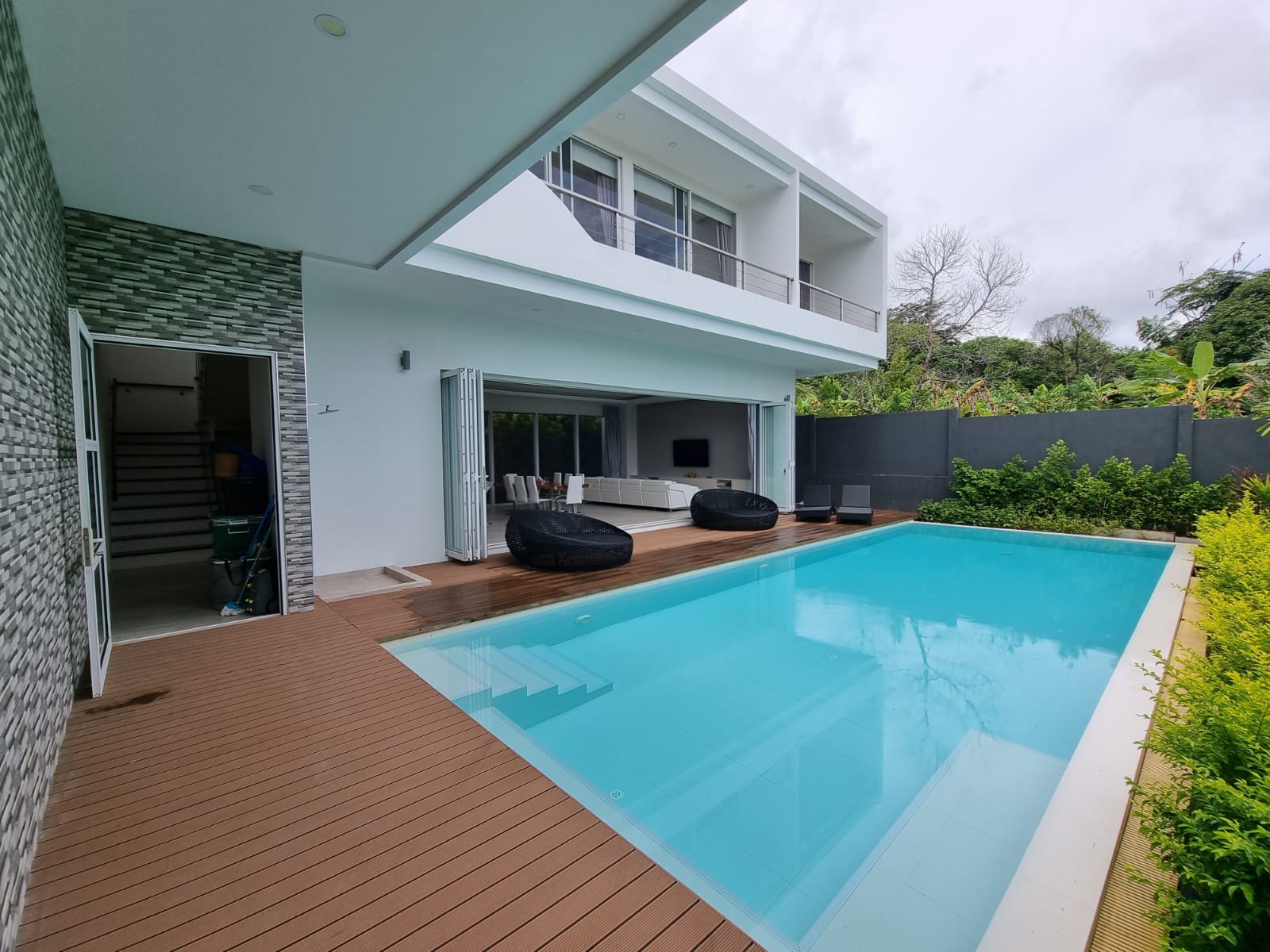 Modern 4 bedroom pool villa in pasak (SUD-1127) image