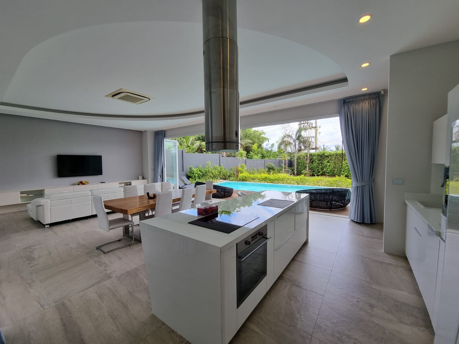 Modern 4 bedroom pool villa in pasak (SUD-1127) image
