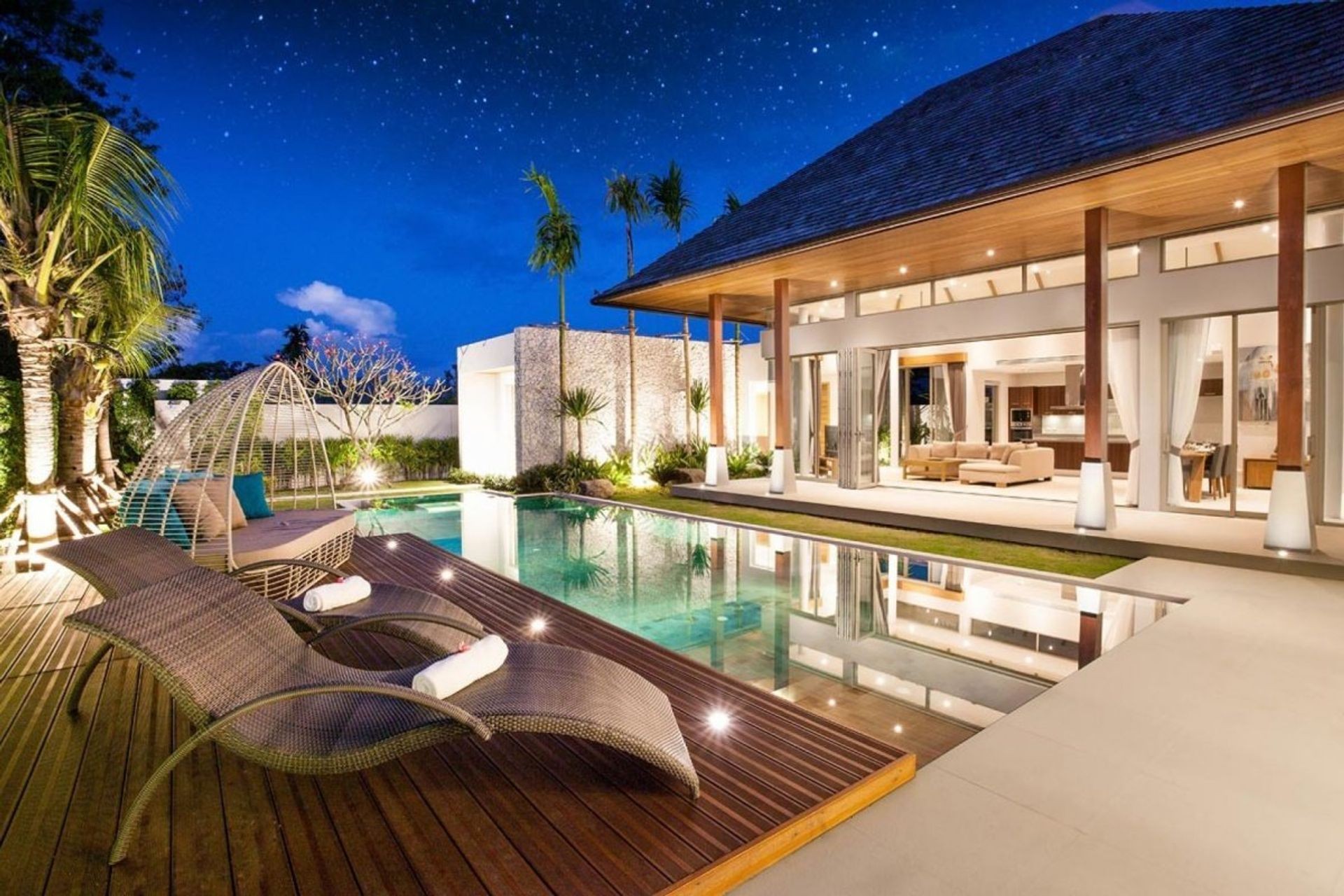 LUXURY LIVING  WITHIN THE NATURE BALINESE STYLE VILLA (SUP-1128) image